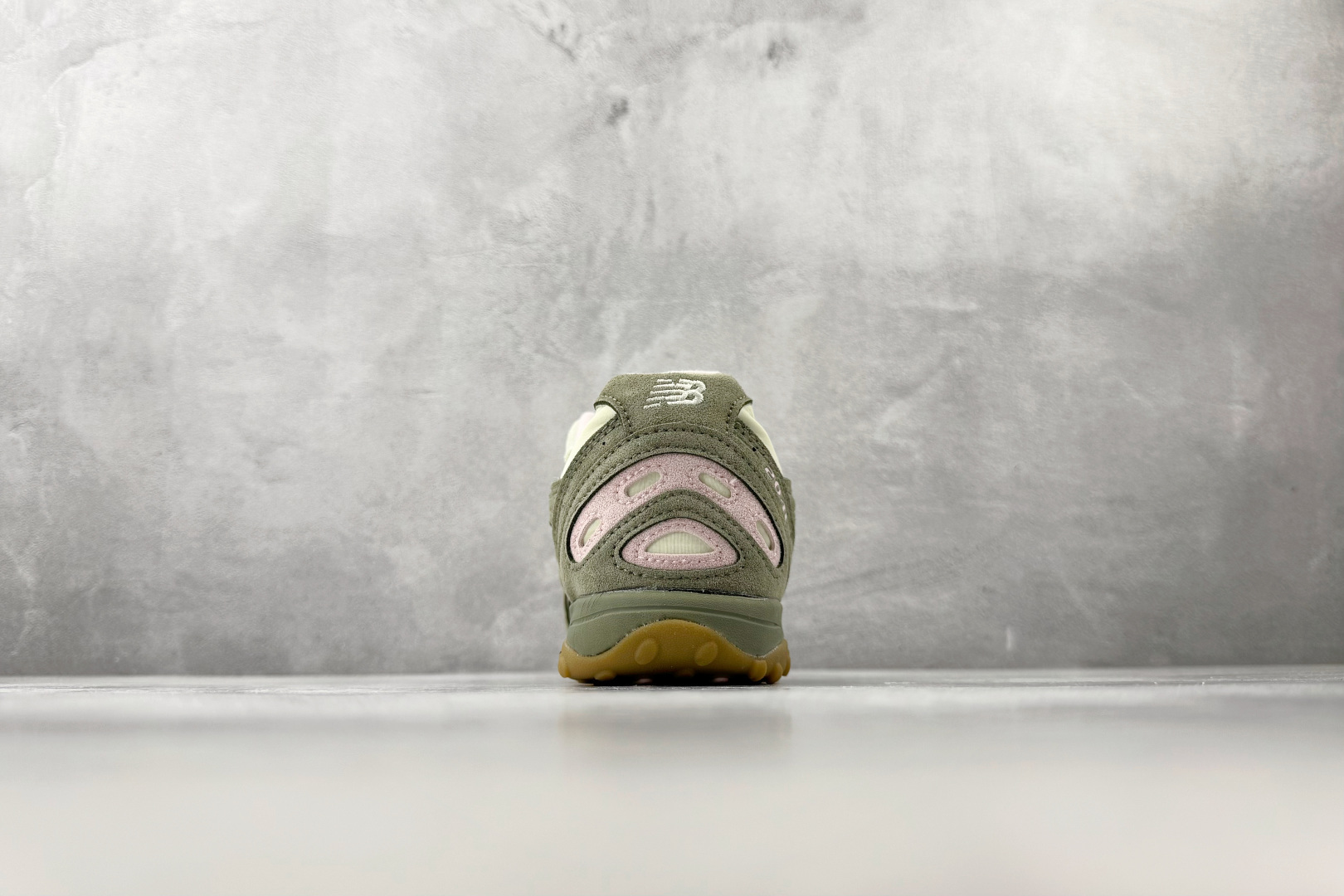 纯原出品 New Balance 204L Designed BY THE BEAST 绿色 U204L203-Top High Quatity Cheap Sneakers Fashion Clothing Clothes Bags handbags Shoes of all Brand wholesale With The best Quality And Beautiful Price from China Factory Chinese suppliers wholesaler seller 纯原出品 New Balance 204L Designed BY THE BEAST 绿色 U204L203