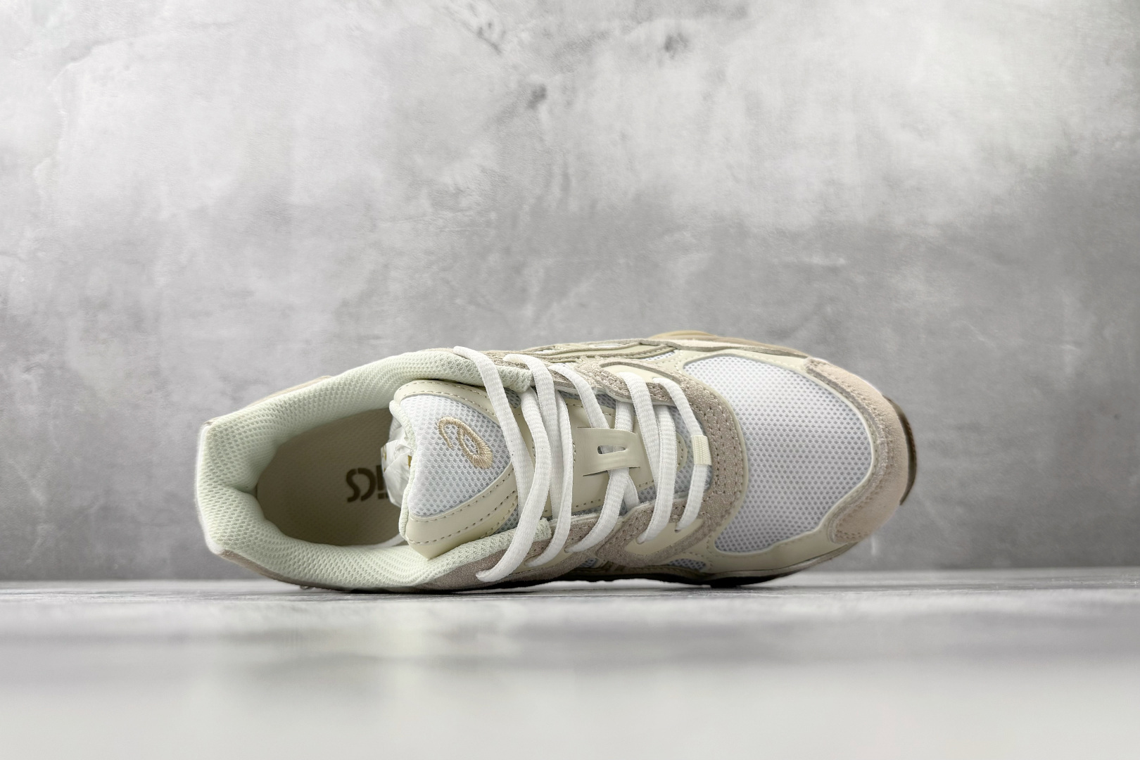 Asics GEL-NYC系列 “White/Feather Grey”米棕色 1203A663-102-Top High Quatity Cheap Sneakers Fashion Clothing Clothes Bags handbags Shoes of all Brand wholesale With The best Quality And Beautiful Price from China Factory Chinese suppliers wholesaler seller Asics GEL-NYC系列 “White/Feather Grey”米棕色 1203A663-102