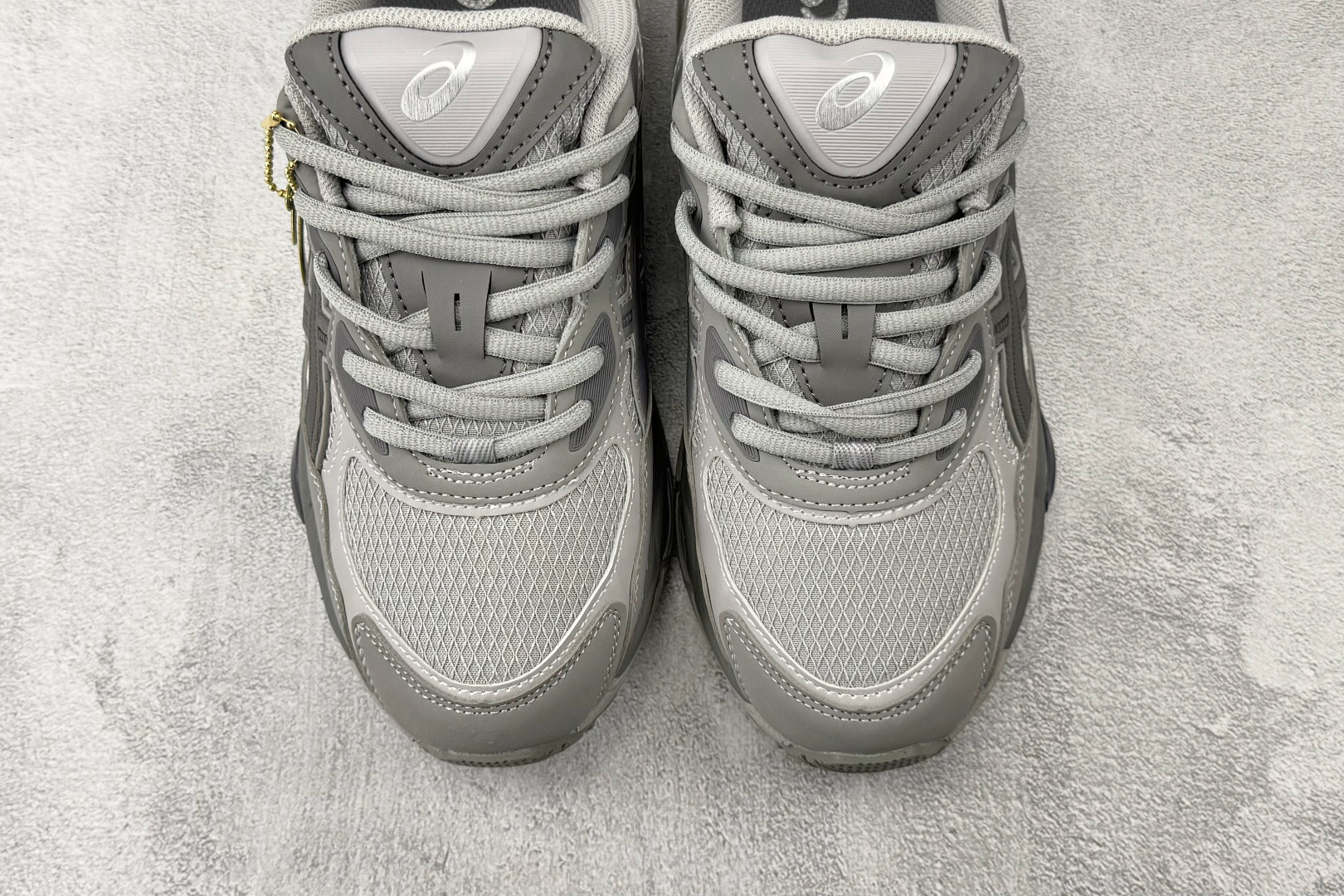Asics Gel NRGD 灰色 1203A735-020-Top High Quatity Cheap Sneakers Fashion Clothing Clothes Bags handbags Shoes of all Brand wholesale With The best Quality And Beautiful Price from China Factory Chinese suppliers wholesaler seller Asics Gel NRGD 灰色 1203A735-020