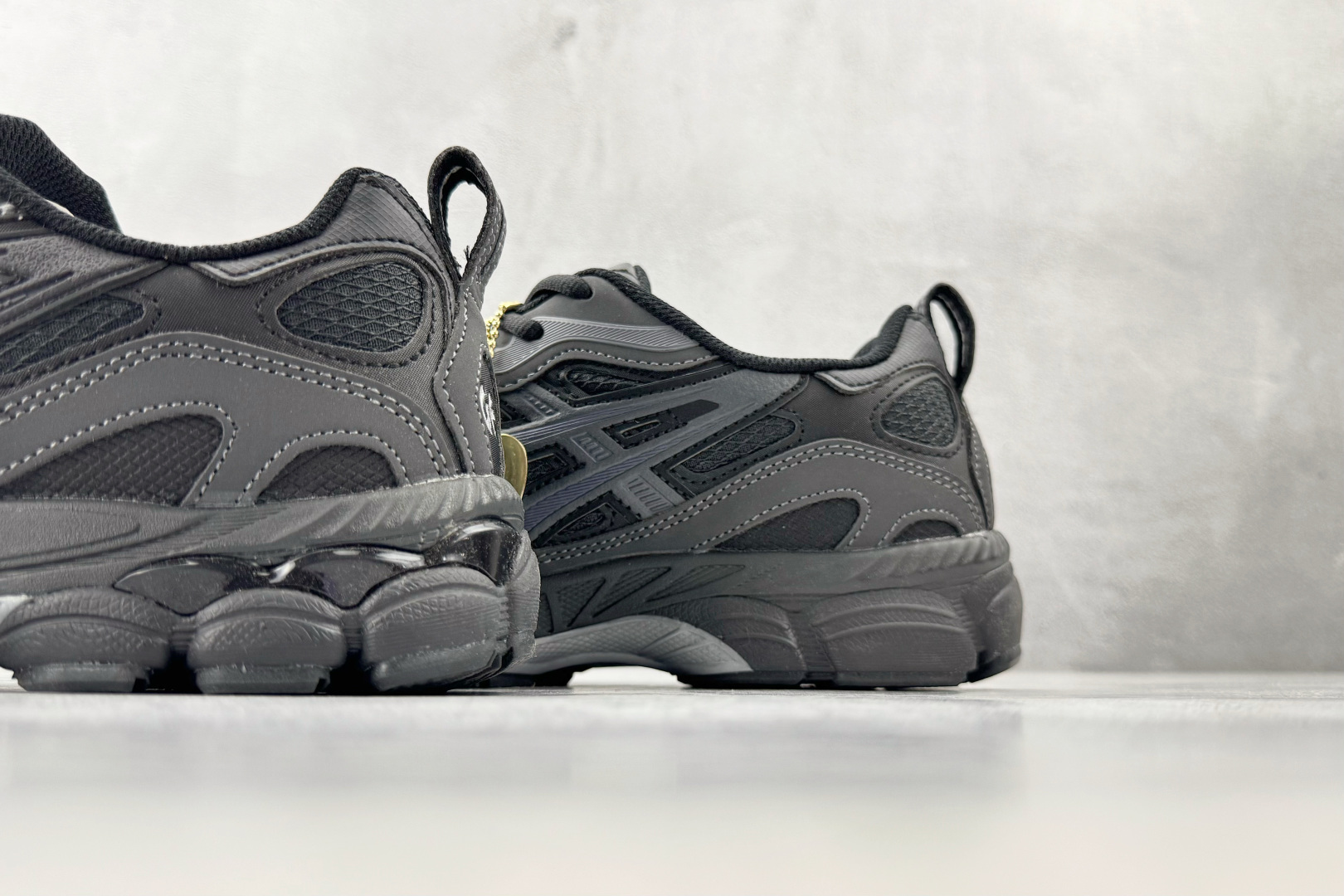 Asics Gel NRGD 黑色 1203A735-001-Top High Quatity Cheap Sneakers Fashion Clothing Clothes Bags handbags Shoes of all Brand wholesale With The best Quality And Beautiful Price from China Factory Chinese suppliers wholesaler seller Asics Gel NRGD 黑色 1203A735-001