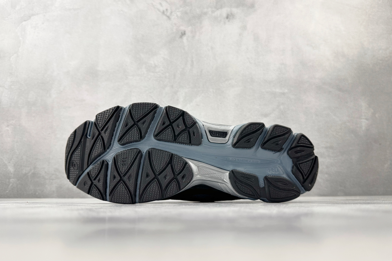 Asics Gel NRGD 蓝黑色 1203A735-021-Top High Quatity Cheap Sneakers Fashion Clothing Clothes Bags handbags Shoes of all Brand wholesale With The best Quality And Beautiful Price from China Factory Chinese suppliers wholesaler seller Asics Gel NRGD 蓝黑色 1203A735-021