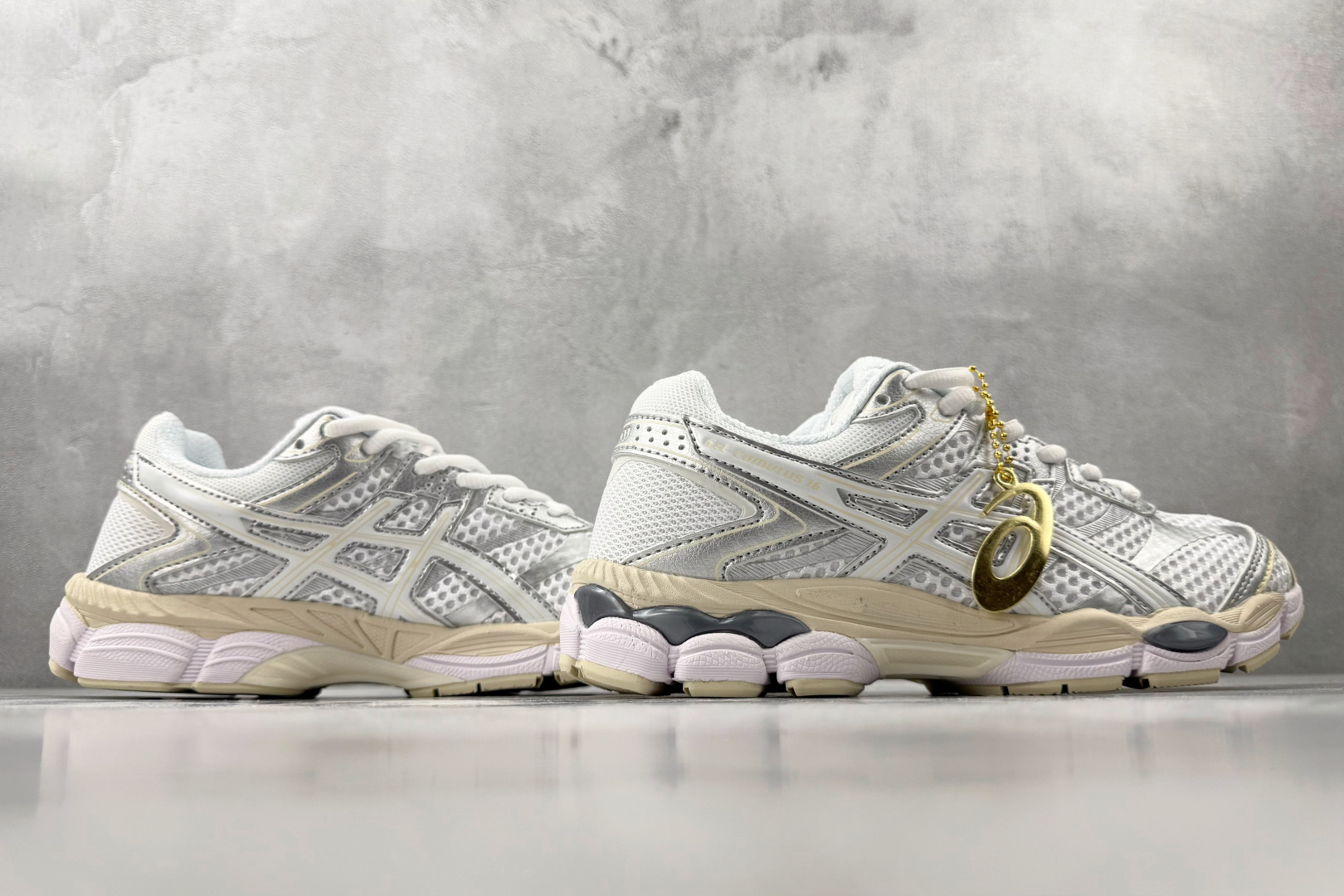 ASICS Gel-Cumulus 16 灰绿 1203A733-Top High Quatity Cheap Sneakers Fashion Clothing Clothes Bags handbags Shoes of all Brand wholesale With The best Quality And Beautiful Price from China Factory Chinese suppliers wholesaler seller ASICS Gel-Cumulus 16 灰绿 1203A733