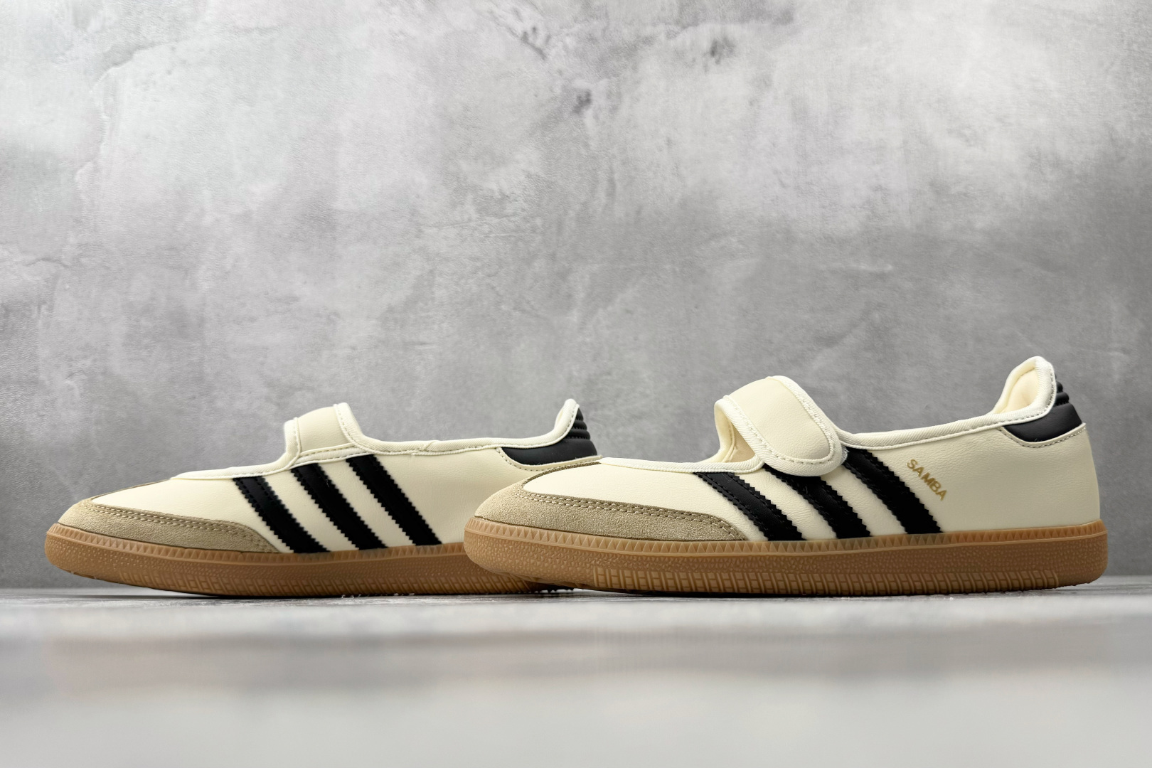 adidas originals Samba Jane 米白 JR7338