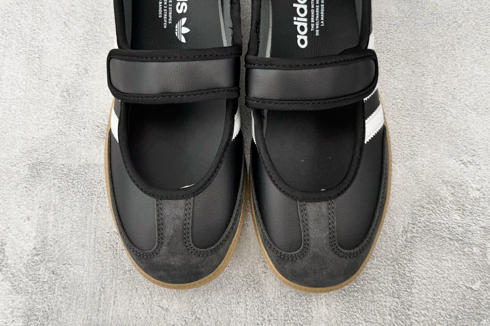 adidas originals Samba Jane 珍黑 JQ6445-Top High Quatity Cheap Sneakers Fashion Clothing Clothes Bags handbags Shoes of all Brand wholesale With The best Quality And Beautiful Price from China Factory Chinese suppliers wholesaler seller adidas originals Samba Jane 珍黑 JQ6445