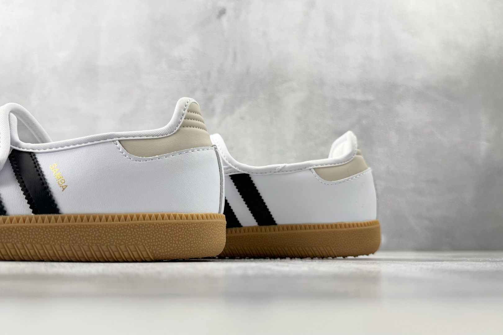 adidas originals Samba Jane 珍白 JR1402-Top High Quatity Cheap Sneakers Fashion Clothing Clothes Bags handbags Shoes of all Brand wholesale With The best Quality And Beautiful Price from China Factory Chinese suppliers wholesaler seller adidas originals Samba Jane 珍白 JR1402
