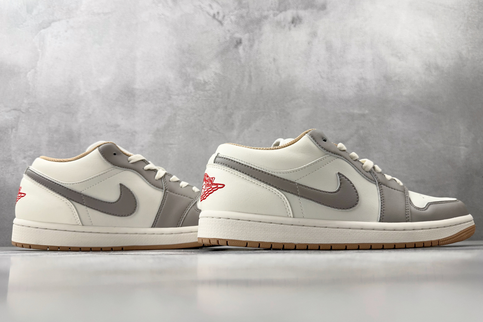 平台爆款 Jordan Air Jordan 1 Low 米灰 553558-169-Top High Quatity Cheap Sneakers Fashion Clothing Clothes Bags handbags Shoes of all Brand wholesale With The best Quality And Beautiful Price from China Factory Chinese suppliers wholesaler seller 平台爆款 Jordan Air Jordan 1 Low 米灰 553558-169