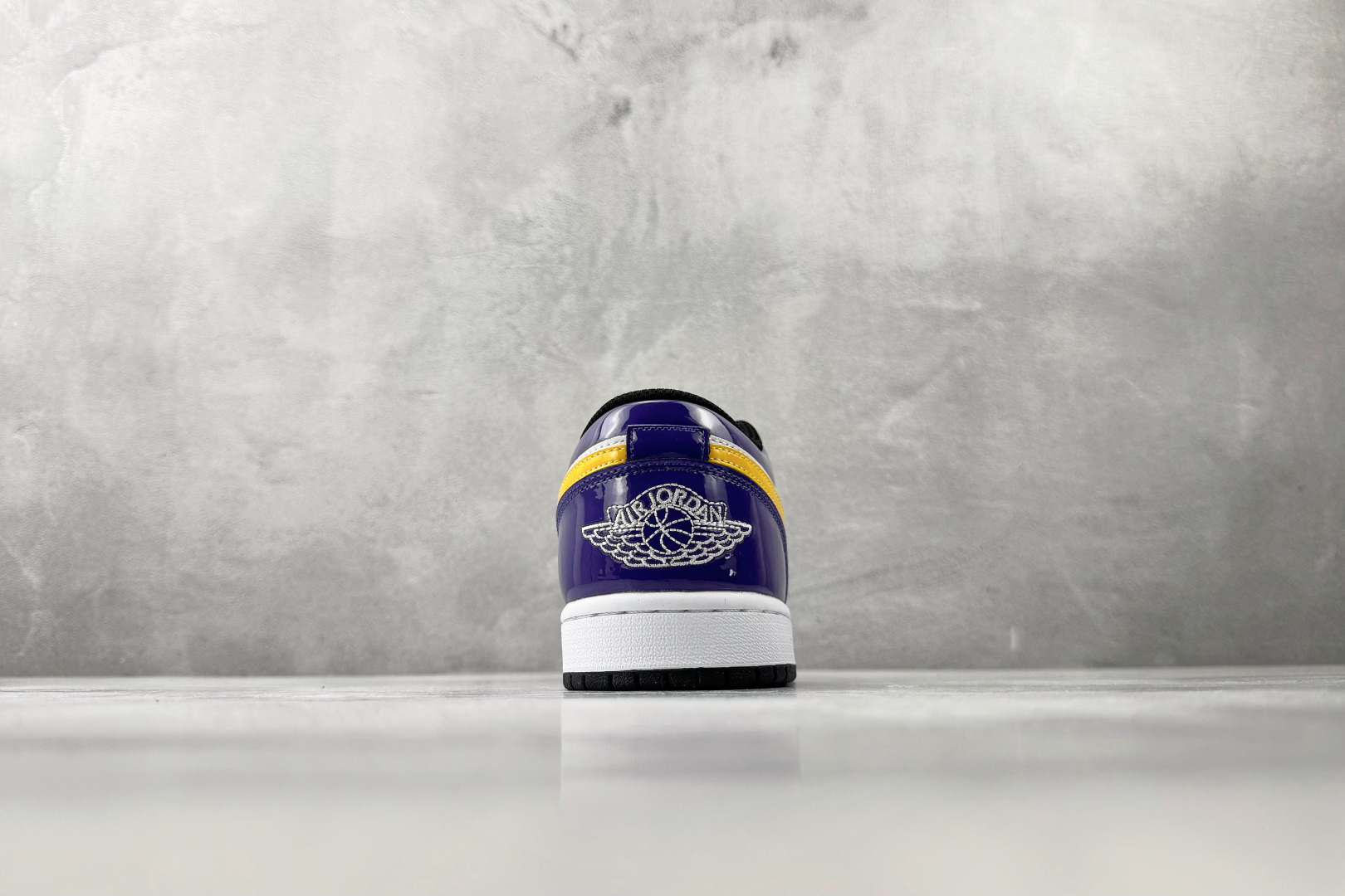 综合版 Jordan Air Jordan 1 紫色 IQ9389-547