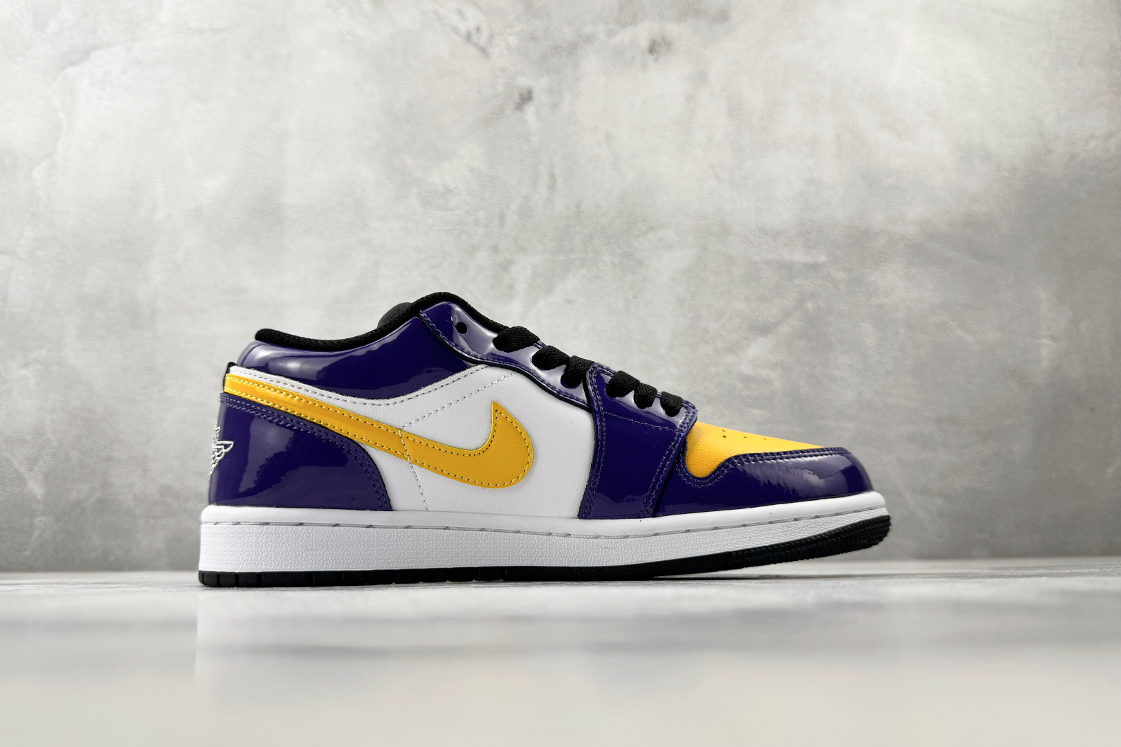 综合版 Jordan Air Jordan 1 紫色 IQ9389-547