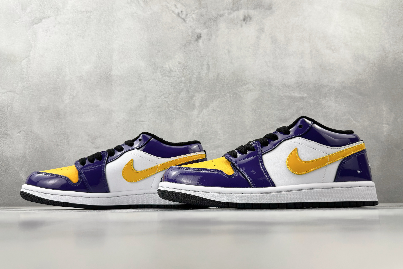 综合版 Jordan Air Jordan 1 紫色 IQ9389-547