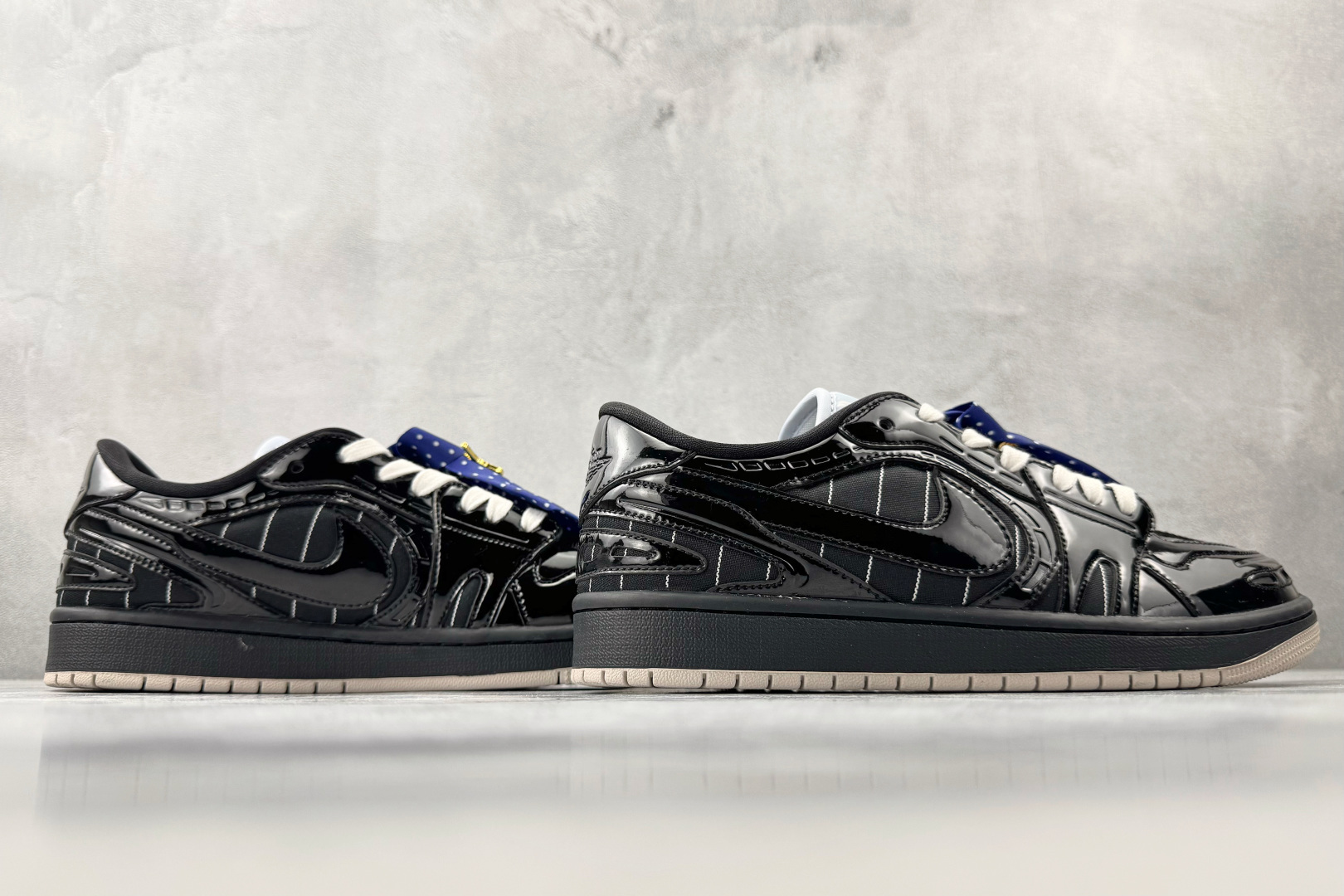 综合版 Jordan Air Jordan 1 Method of Make 黑色 IR7554-001-Top High Quatity Cheap Sneakers Fashion Clothing Clothes Bags handbags Shoes of all Brand wholesale With The best Quality And Beautiful Price from China Factory Chinese suppliers wholesaler seller 综合版 Jordan Air Jordan 1 Method of Make 黑色 IR7554-001