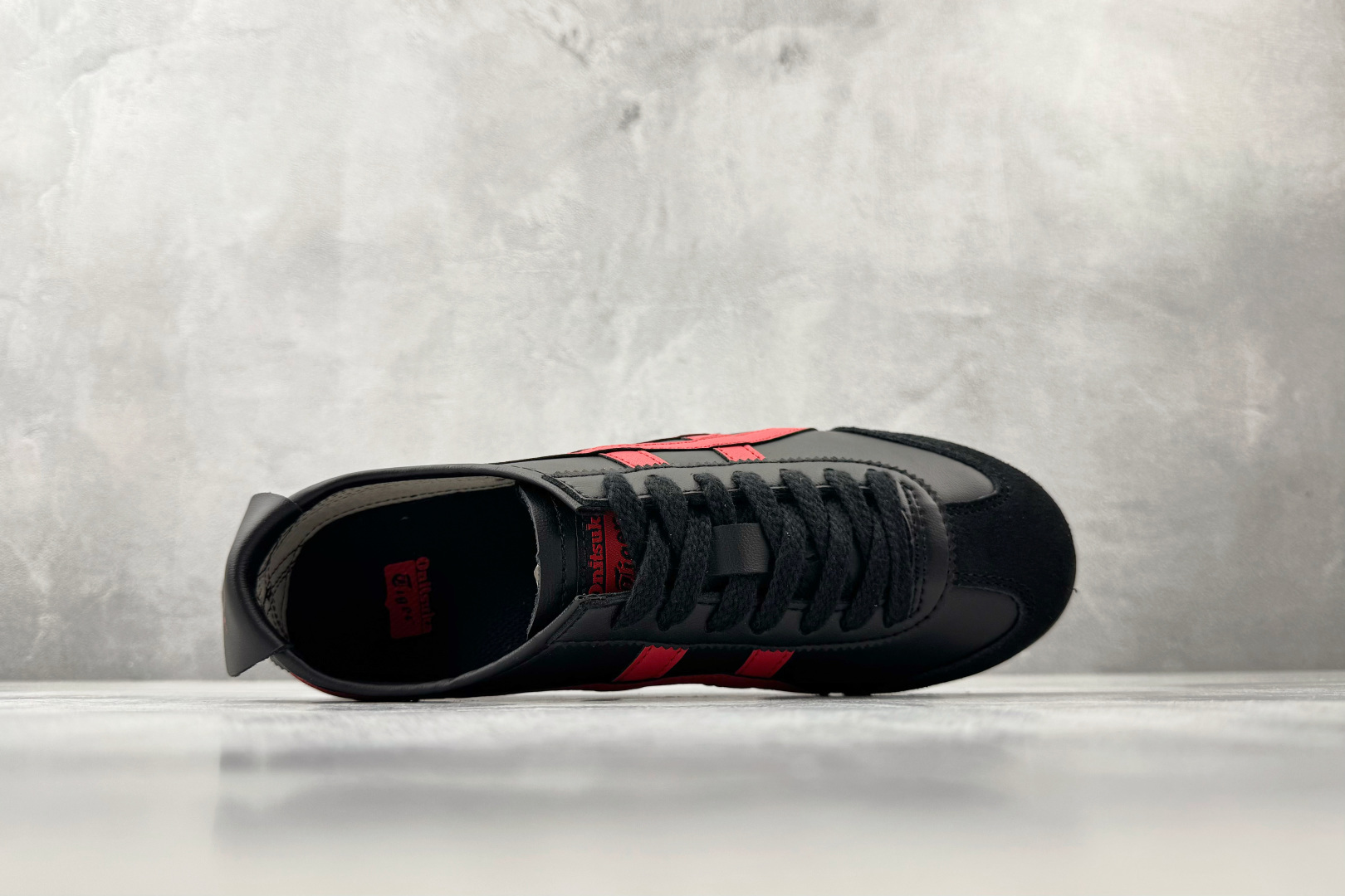 Onitsuka Tiger鬼塚虎 MEXICO 66 黑红色 1183C102-004-Top High Quatity Cheap Sneakers Fashion Clothing Clothes Bags handbags Shoes of all Brand wholesale With The best Quality And Beautiful Price from China Factory Chinese suppliers wholesaler seller Onitsuka Tiger鬼塚虎 MEXICO 66 黑红色 1183C102-004