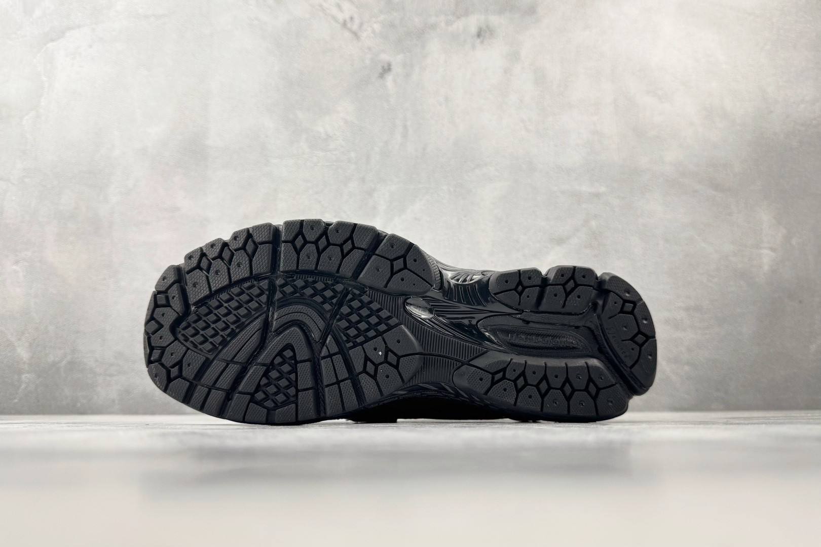 纯原出品 New Balance 1906L 黑色 U1906LCR-Top High Quatity Cheap Sneakers Fashion Clothing Clothes Bags handbags Shoes of all Brand wholesale With The best Quality And Beautiful Price from China Factory Chinese suppliers wholesaler seller 纯原出品 New Balance 1906L 黑色 U1906LCR