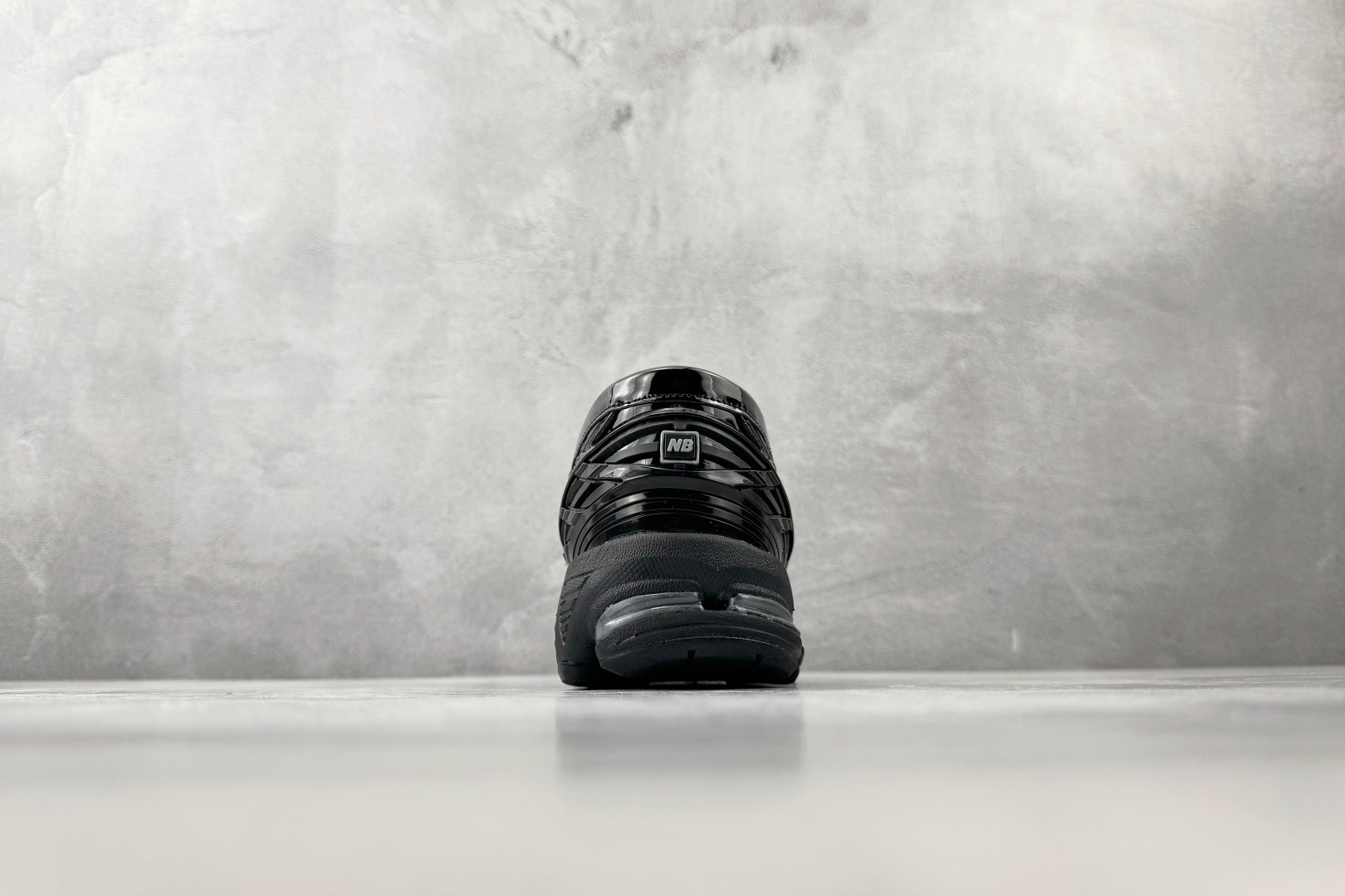 纯原出品 New Balance 1906L 黑色 U1906LCR-Top High Quatity Cheap Sneakers Fashion Clothing Clothes Bags handbags Shoes of all Brand wholesale With The best Quality And Beautiful Price from China Factory Chinese suppliers wholesaler seller 纯原出品 New Balance 1906L 黑色 U1906LCR