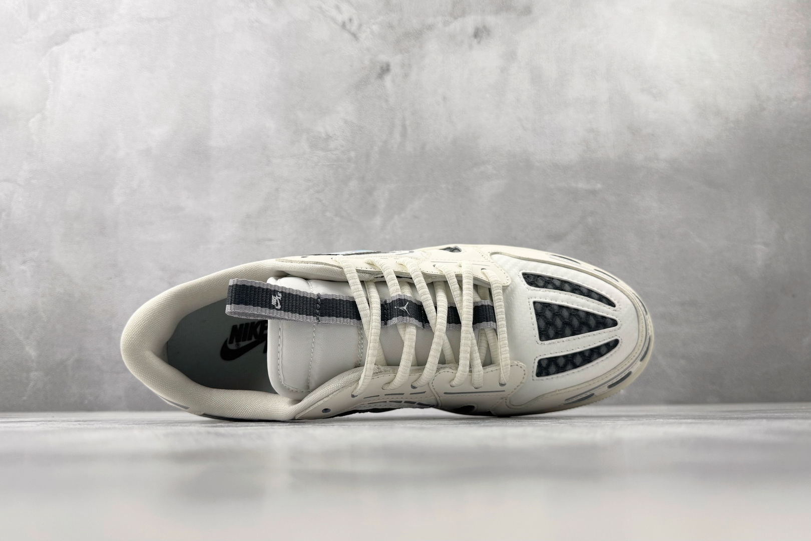 综合版 Jordan Air Jordan 1 Low Method of Make V3 白灰 HQ2186-100-Top High Quatity Cheap Sneakers Fashion Clothing Clothes Bags handbags Shoes of all Brand wholesale With The best Quality And Beautiful Price from China Factory Chinese suppliers wholesaler seller 综合版 Jordan Air Jordan 1 Low Method of Make V3 白灰 HQ2186-100