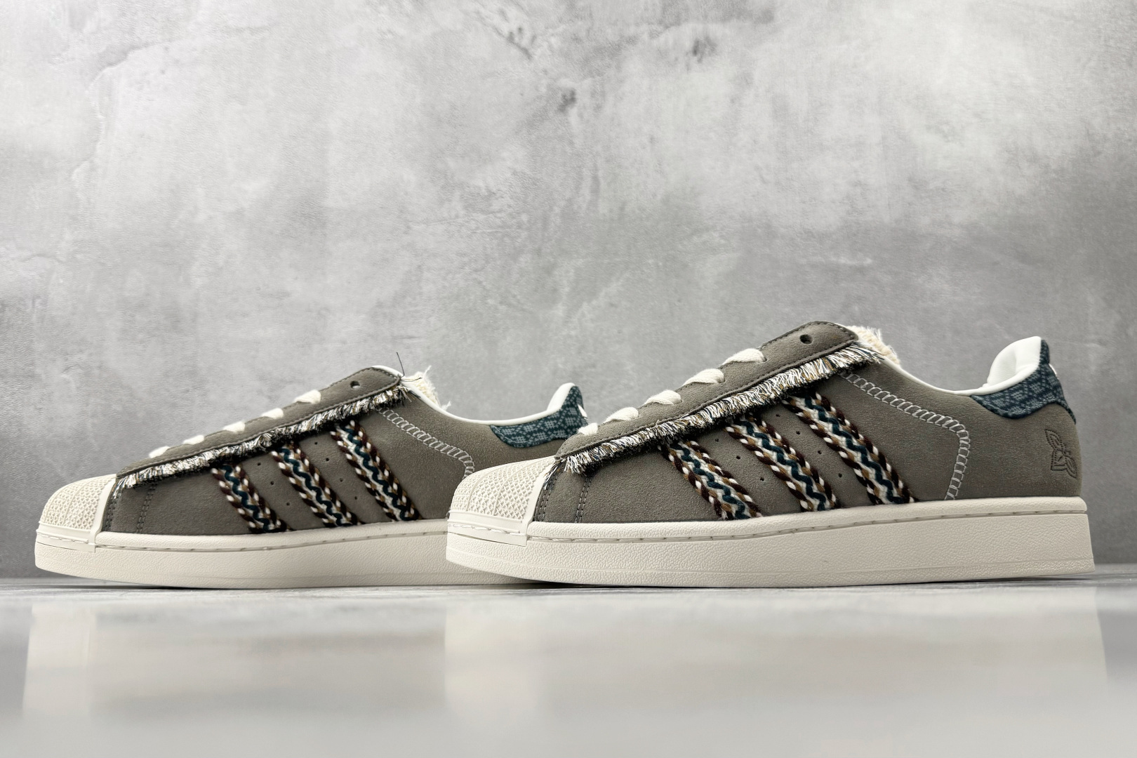 adidas originals Superstar 2 灰色 KH5904-Top High Quatity Cheap Sneakers Fashion Clothing Clothes Bags handbags Shoes of all Brand wholesale With The best Quality And Beautiful Price from China Factory Chinese suppliers wholesaler seller adidas originals Superstar 2 灰色 KH5904