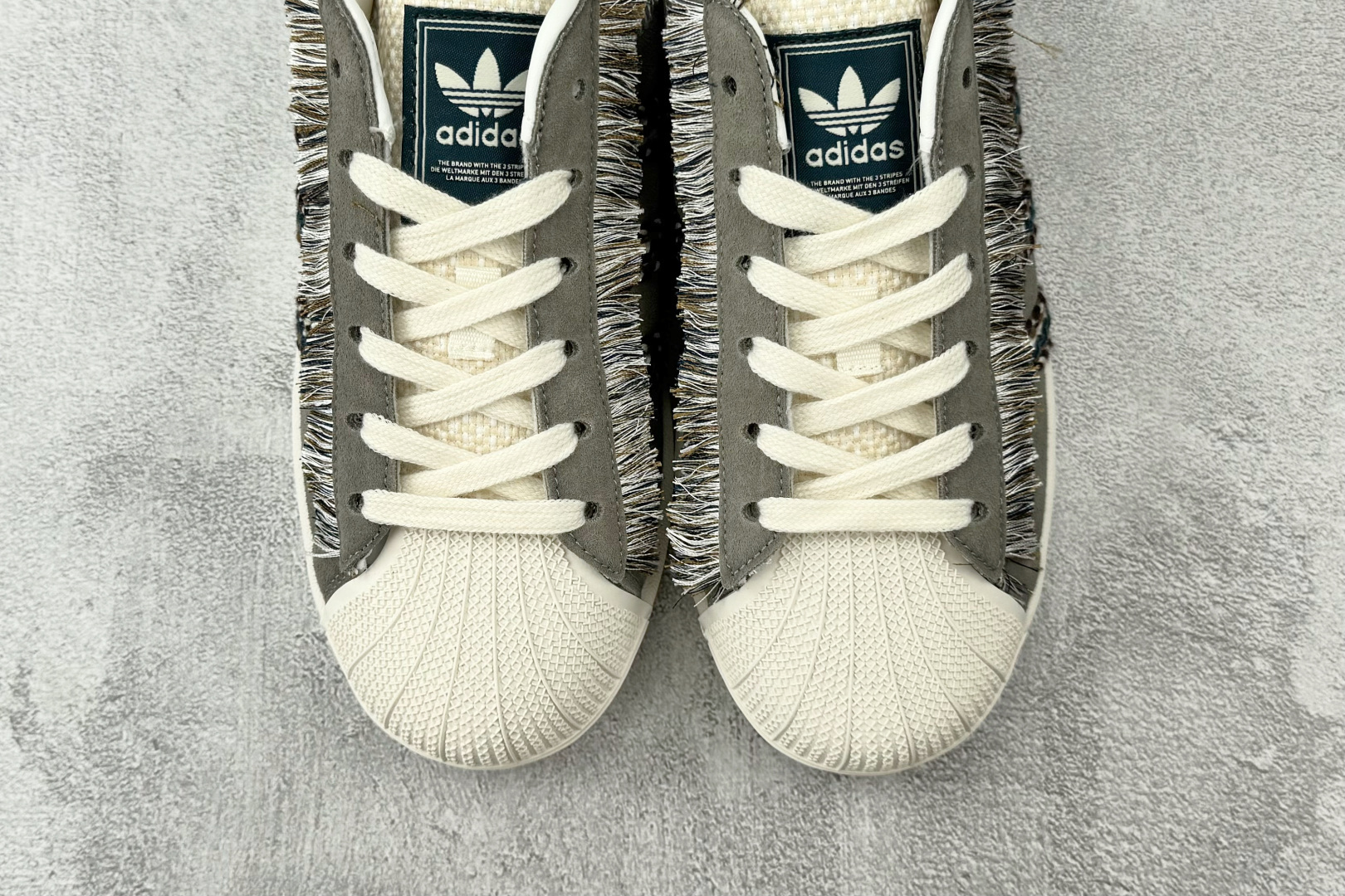 adidas originals Superstar 2 灰色 KH5904-Top High Quatity Cheap Sneakers Fashion Clothing Clothes Bags handbags Shoes of all Brand wholesale With The best Quality And Beautiful Price from China Factory Chinese suppliers wholesaler seller adidas originals Superstar 2 灰色 KH5904