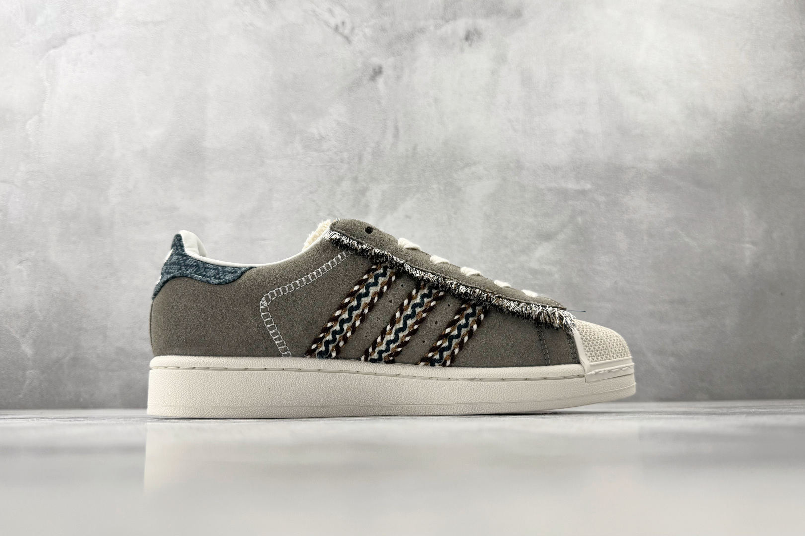 adidas originals Superstar 2 灰色 KH5904-Top High Quatity Cheap Sneakers Fashion Clothing Clothes Bags handbags Shoes of all Brand wholesale With The best Quality And Beautiful Price from China Factory Chinese suppliers wholesaler seller adidas originals Superstar 2 灰色 KH5904