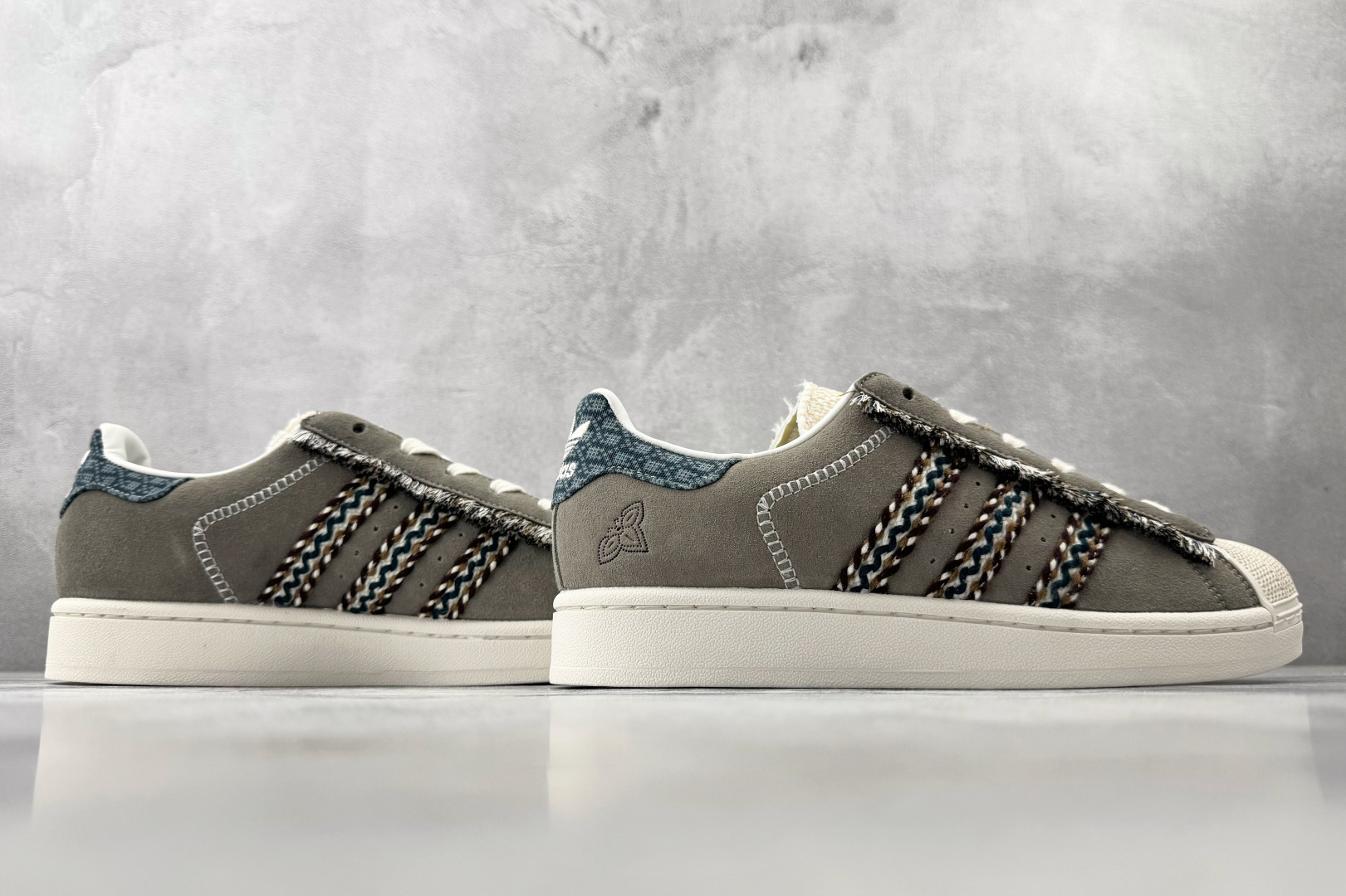 adidas originals Superstar 2 灰色 KH5904-Top High Quatity Cheap Sneakers Fashion Clothing Clothes Bags handbags Shoes of all Brand wholesale With The best Quality And Beautiful Price from China Factory Chinese suppliers wholesaler seller adidas originals Superstar 2 灰色 KH5904
