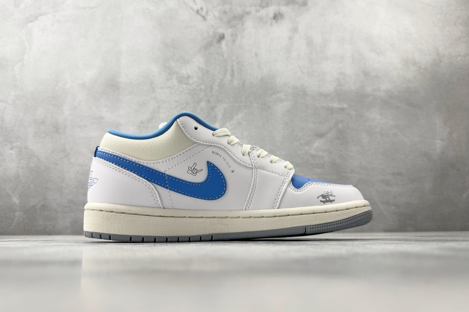 平台爆款 Jordan Air Jordan 1 Low 白蓝 FJ7219-441-Top High Quatity Cheap Sneakers Fashion Clothing Clothes Bags handbags Shoes of all Brand wholesale With The best Quality And Beautiful Price from China Factory Chinese suppliers wholesaler seller 平台爆款 Jordan Air Jordan 1 Low 白蓝 FJ7219-441