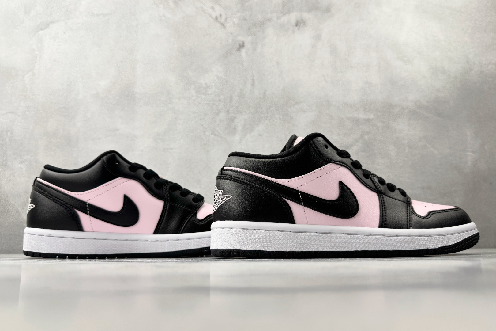 平台爆款 Jordan Air Jordan 1 Low 桃粉 IO3394-663-Top High Quatity Cheap Sneakers Fashion Clothing Clothes Bags handbags Shoes of all Brand wholesale With The best Quality And Beautiful Price from China Factory Chinese suppliers wholesaler seller 平台爆款 Jordan Air Jordan 1 Low 桃粉 IO3394-663