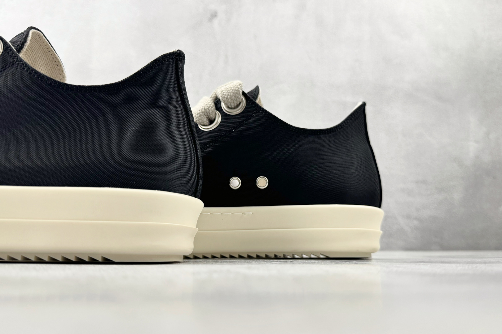Rick Owens DRKSHDW 黑色 DS01B7802DMW1-911-Top High Quatity Cheap Sneakers Fashion Clothing Clothes Bags handbags Shoes of all Brand wholesale With The best Quality And Beautiful Price from China Factory Chinese suppliers wholesaler seller Rick Owens DRKSHDW 黑色 DS01B7802DMW1-911