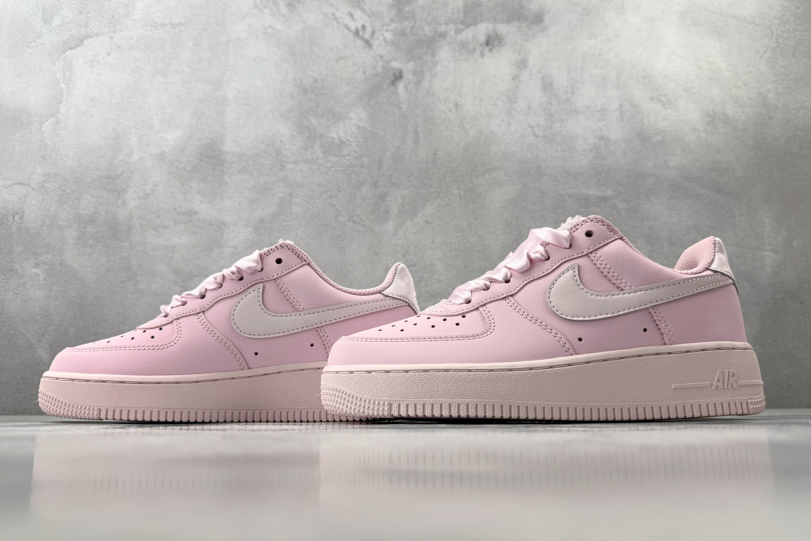 Nike Air Force 1 Retro Premium 浅粉 IR0871-600-Top High Quatity Cheap Sneakers Fashion Clothing Clothes Bags handbags Shoes of all Brand wholesale With The best Quality And Beautiful Price from China Factory Chinese suppliers wholesaler seller Nike Air Force 1 Retro Premium 浅粉 IR0871-600
