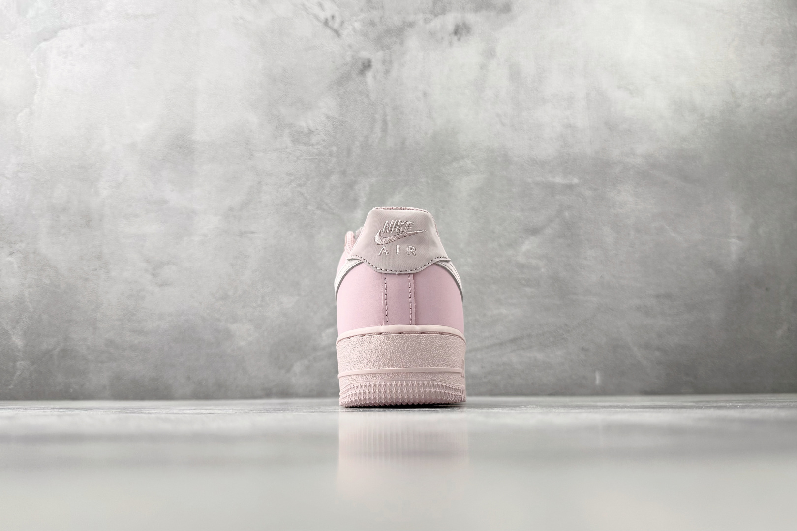 Nike Air Force 1 Retro Premium 浅粉 IR0871-600-Top High Quatity Cheap Sneakers Fashion Clothing Clothes Bags handbags Shoes of all Brand wholesale With The best Quality And Beautiful Price from China Factory Chinese suppliers wholesaler seller Nike Air Force 1 Retro Premium 浅粉 IR0871-600