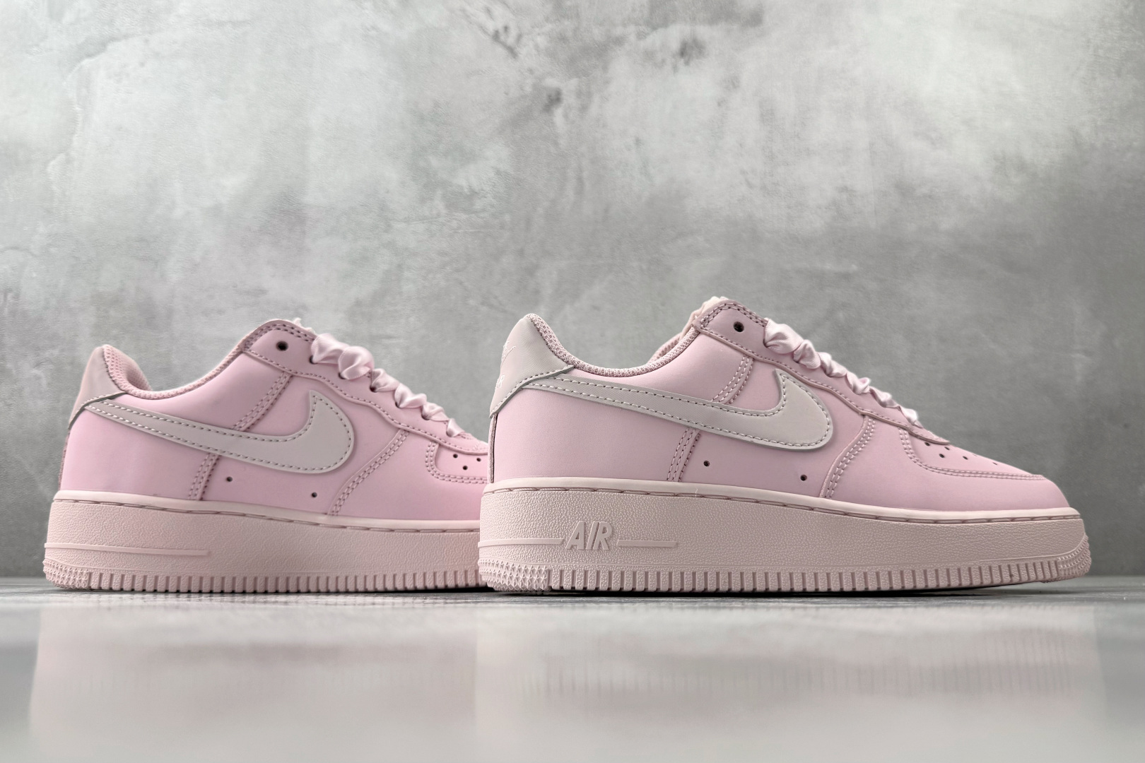 Nike Air Force 1 Retro Premium 浅粉 IR0871-600-Top High Quatity Cheap Sneakers Fashion Clothing Clothes Bags handbags Shoes of all Brand wholesale With The best Quality And Beautiful Price from China Factory Chinese suppliers wholesaler seller Nike Air Force 1 Retro Premium 浅粉 IR0871-600