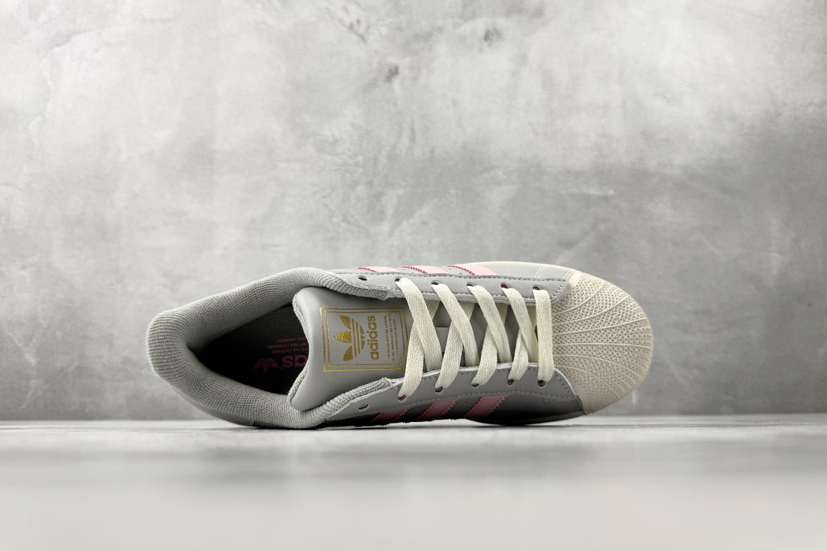 adidas originals Superstar 2 灰粉 KI8052-Top High Quatity Cheap Sneakers Fashion Clothing Clothes Bags handbags Shoes of all Brand wholesale With The best Quality And Beautiful Price from China Factory Chinese suppliers wholesaler seller adidas originals Superstar 2 灰粉 KI8052