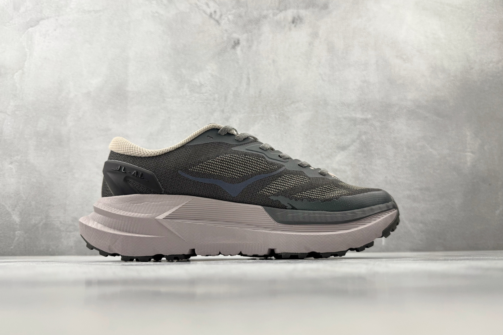 平台专供 HOKA ONE ONE × _J.LA.L_ Mafate X 灰棕 1175208-BGV-Top High Quatity Cheap Sneakers Fashion Clothing Clothes Bags handbags Shoes of all Brand wholesale With The best Quality And Beautiful Price from China Factory Chinese suppliers wholesaler seller 平台专供 HOKA ONE ONE × _J.LA.L_ Mafate X 灰棕 1175208-BGV