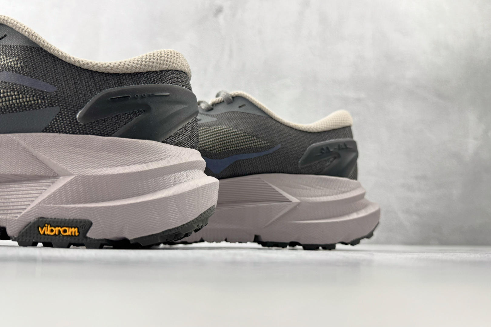 平台专供 HOKA ONE ONE × _J.LA.L_ Mafate X 灰棕 1175208-BGV-Top High Quatity Cheap Sneakers Fashion Clothing Clothes Bags handbags Shoes of all Brand wholesale With The best Quality And Beautiful Price from China Factory Chinese suppliers wholesaler seller 平台专供 HOKA ONE ONE × _J.LA.L_ Mafate X 灰棕 1175208-BGV