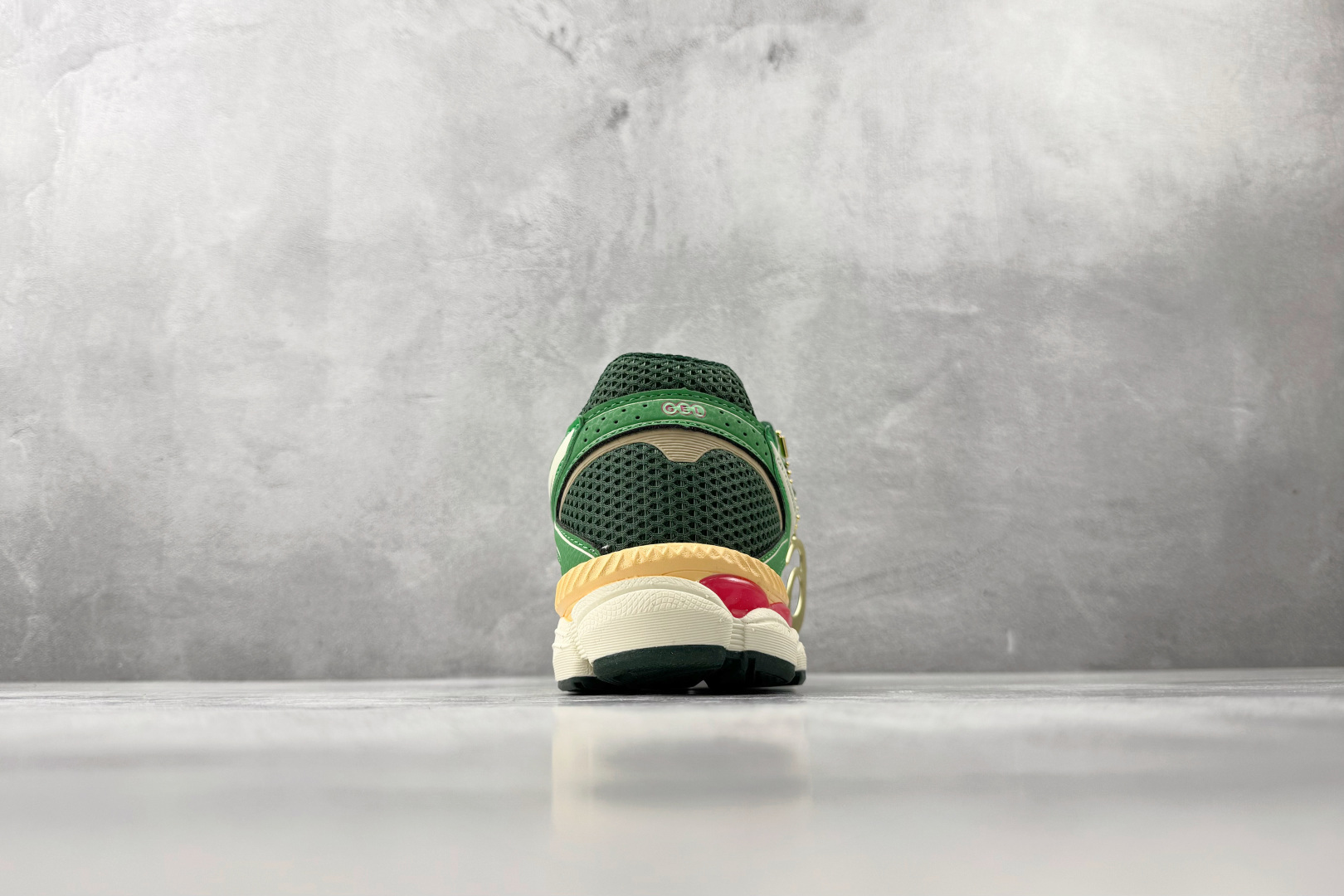 ASICS Gel-Cumulus 16 绿白 1203A763-100-Top High Quatity Cheap Sneakers Fashion Clothing Clothes Bags handbags Shoes of all Brand wholesale With The best Quality And Beautiful Price from China Factory Chinese suppliers wholesaler seller ASICS Gel-Cumulus 16 绿白 1203A763-100