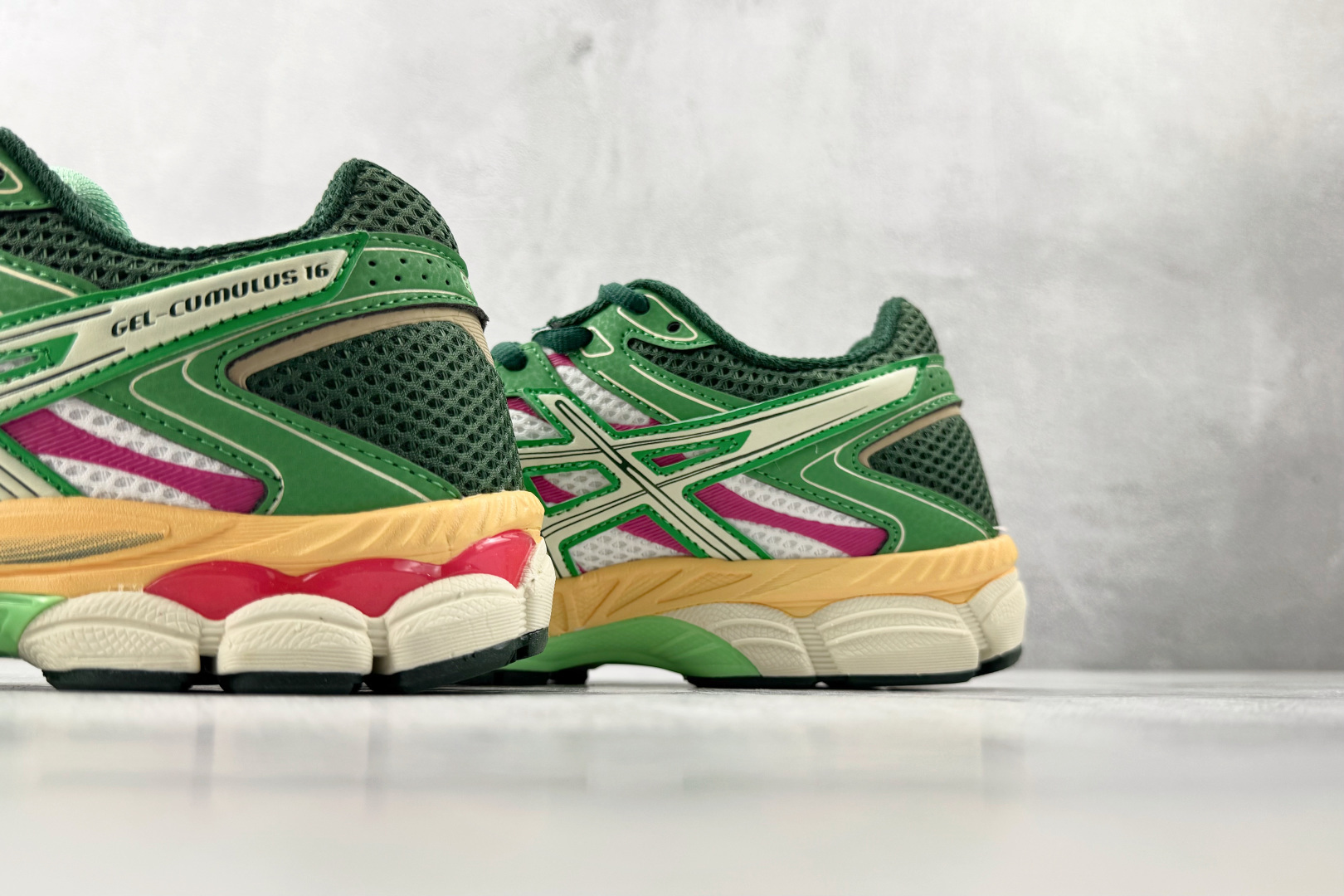ASICS Gel-Cumulus 16 绿白 1203A763-100-Top High Quatity Cheap Sneakers Fashion Clothing Clothes Bags handbags Shoes of all Brand wholesale With The best Quality And Beautiful Price from China Factory Chinese suppliers wholesaler seller ASICS Gel-Cumulus 16 绿白 1203A763-100