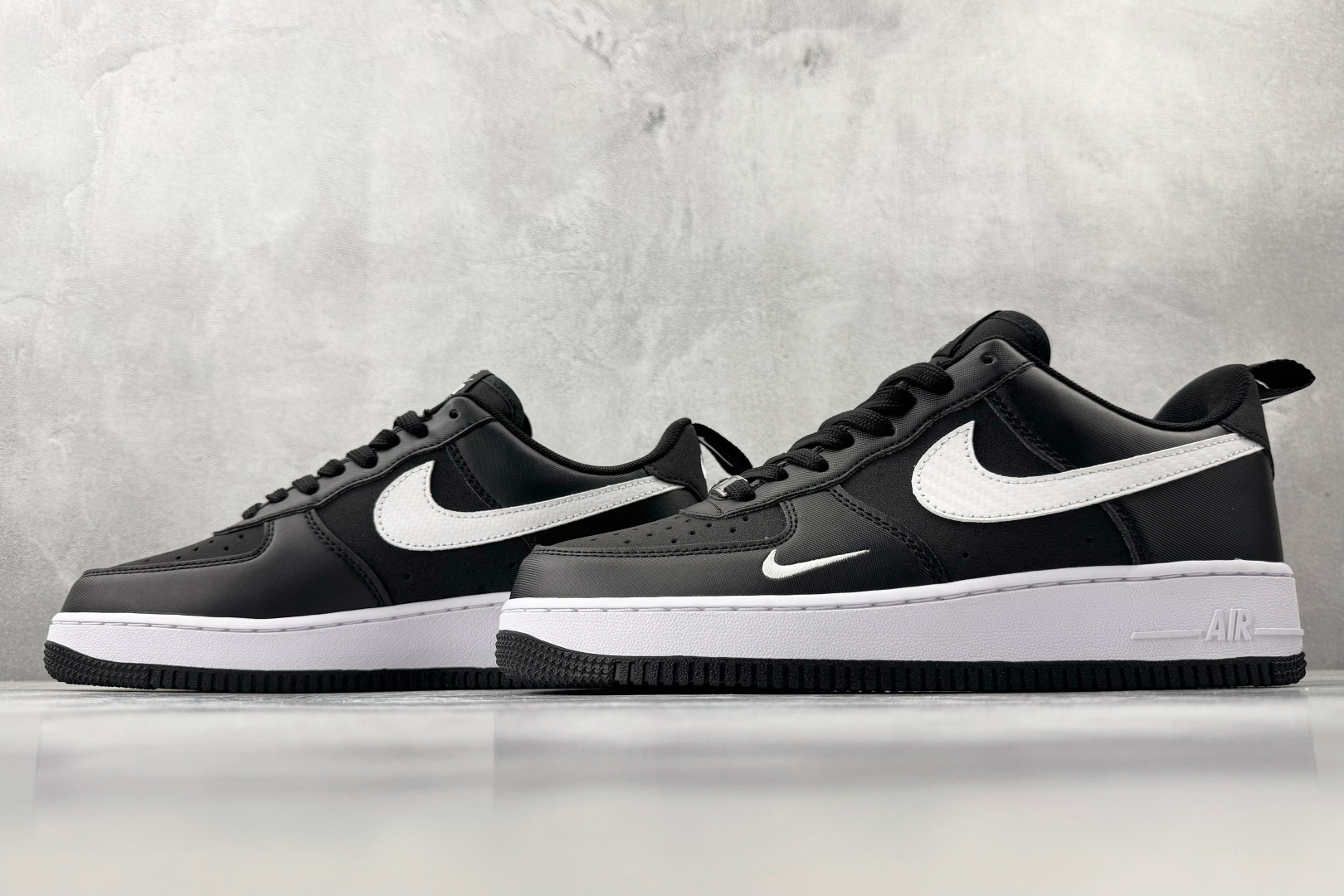 Nike Air Force 1 '07 黑色 IR5599-001-Top High Quatity Cheap Sneakers Fashion Clothing Clothes Bags handbags Shoes of all Brand wholesale With The best Quality And Beautiful Price from China Factory Chinese suppliers wholesaler seller Nike Air Force 1 '07 黑色 IR5599-001