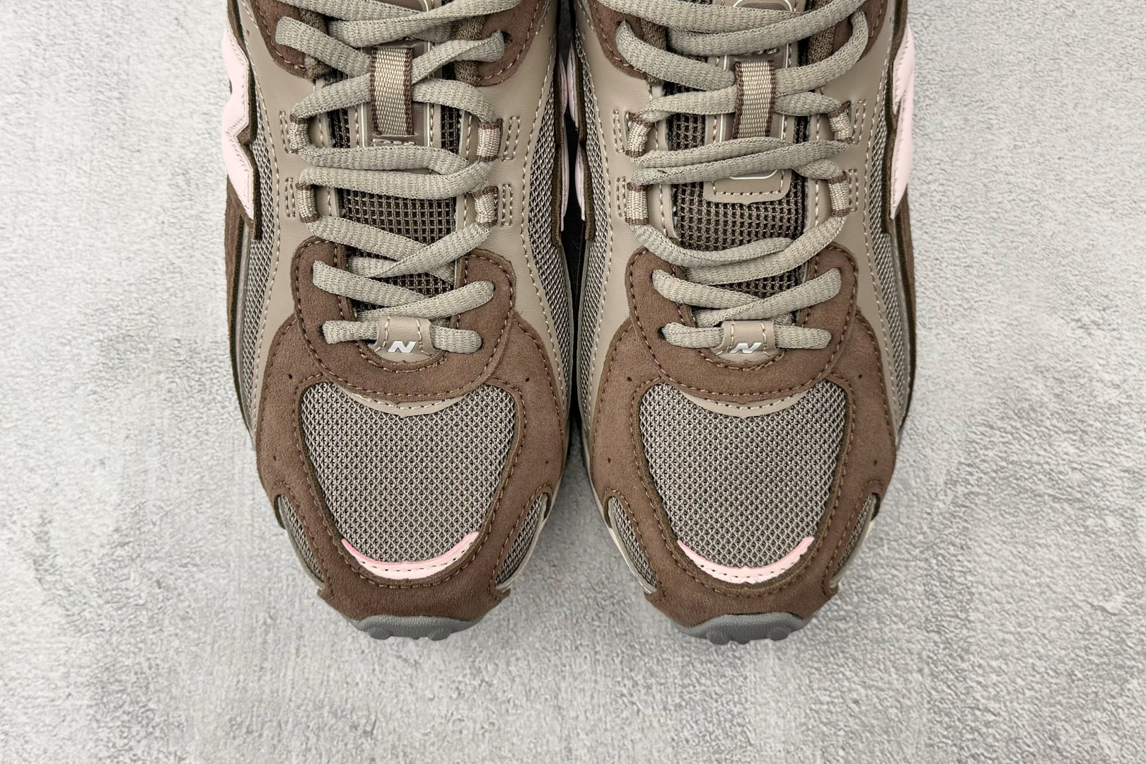 纯原出品 New Balance 204L 灰棕色 U204L273-Top High Quatity Cheap Sneakers Fashion Clothing Clothes Bags handbags Shoes of all Brand wholesale With The best Quality And Beautiful Price from China Factory Chinese suppliers wholesaler seller 纯原出品 New Balance 204L 灰棕色 U204L273