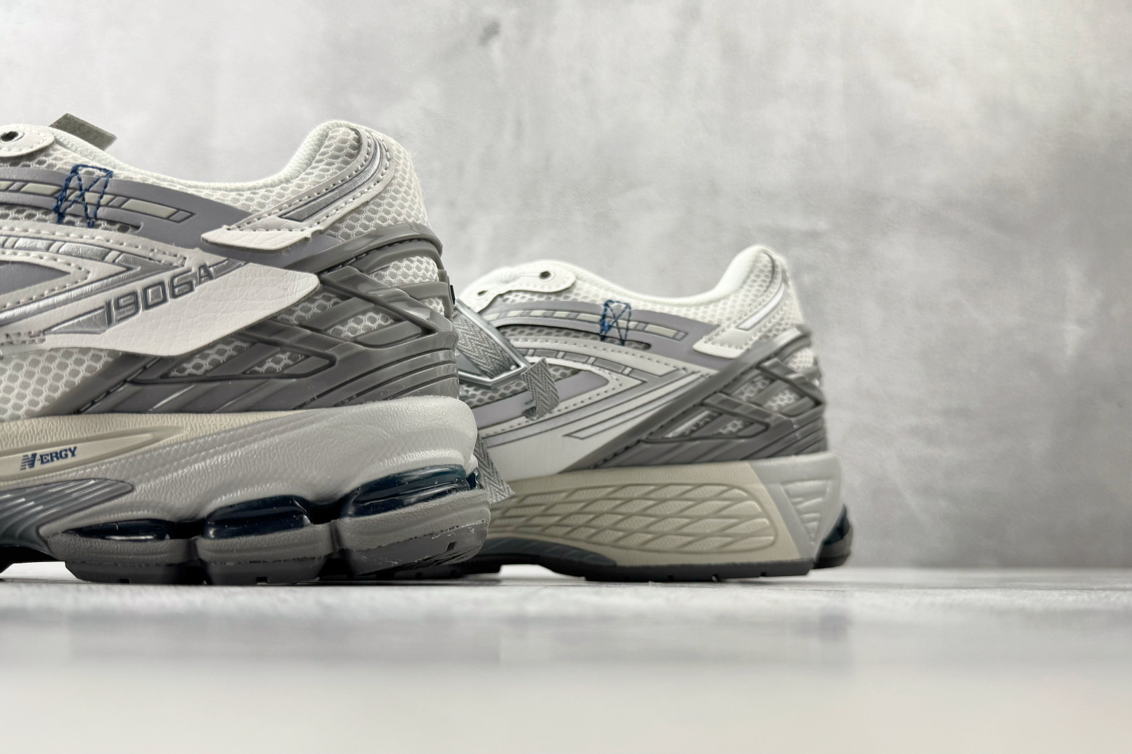纯原出品 New Balance 1906A 灰色 U190643N-Top High Quatity Cheap Sneakers Fashion Clothing Clothes Bags handbags Shoes of all Brand wholesale With The best Quality And Beautiful Price from China Factory Chinese suppliers wholesaler seller 纯原出品 New Balance 1906A 灰色 U190643N