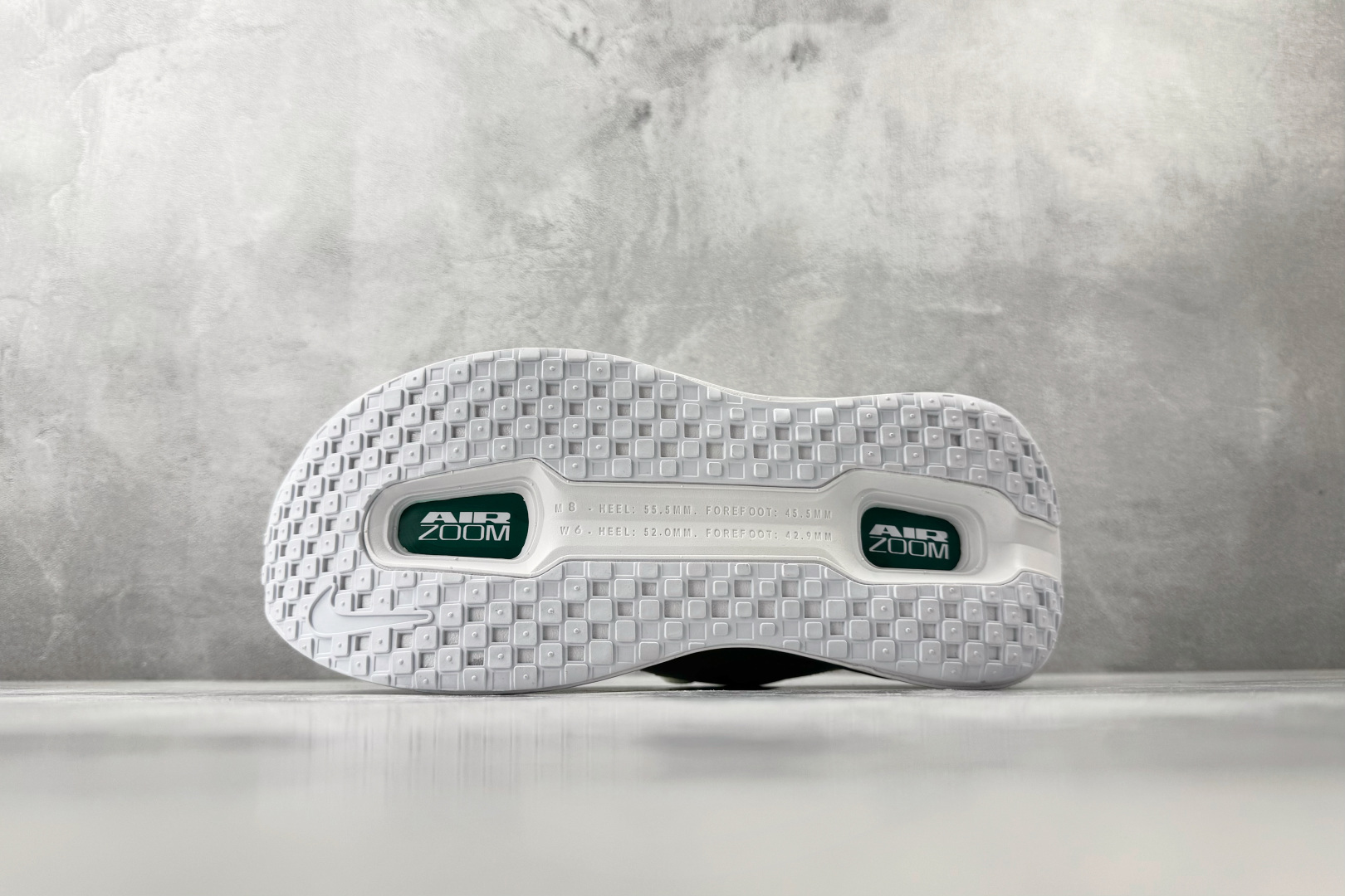 Nike Vomero Vomero Premium 绿色 HM5973-300-Top High Quatity Cheap Sneakers Fashion Clothing Clothes Bags handbags Shoes of all Brand wholesale With The best Quality And Beautiful Price from China Factory Chinese suppliers wholesaler seller Nike Vomero Vomero Premium 绿色 HM5973-300