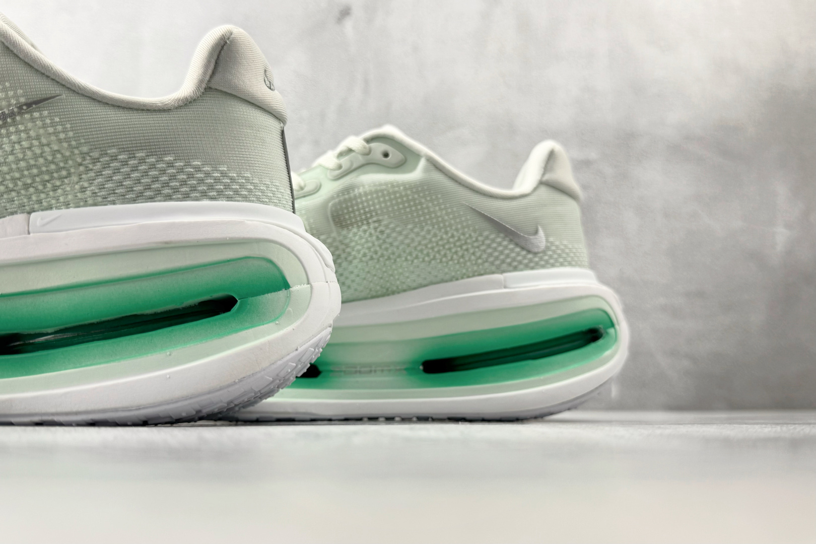 Nike Vomero Vomero Premium 绿色 HM5973-300-Top High Quatity Cheap Sneakers Fashion Clothing Clothes Bags handbags Shoes of all Brand wholesale With The best Quality And Beautiful Price from China Factory Chinese suppliers wholesaler seller Nike Vomero Vomero Premium 绿色 HM5973-300