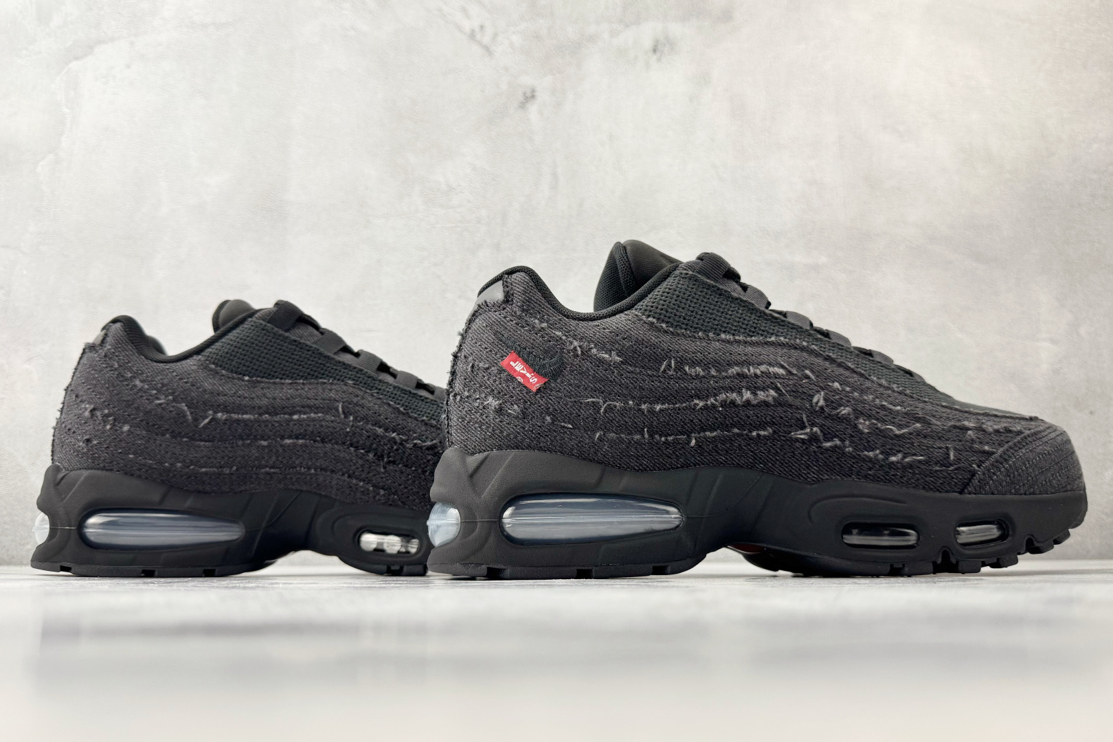 顶级完美复刻 Levi's x Nike Air Max 95 “Black/Anthracite”黑色 HM4743-001-Top High Quatity Cheap Sneakers Fashion Clothing Clothes Bags handbags Shoes of all Brand wholesale With The best Quality And Beautiful Price from China Factory Chinese suppliers wholesaler seller 顶级完美复刻 Levi's x Nike Air Max 95 “Black/Anthracite”黑色 HM4743-001
