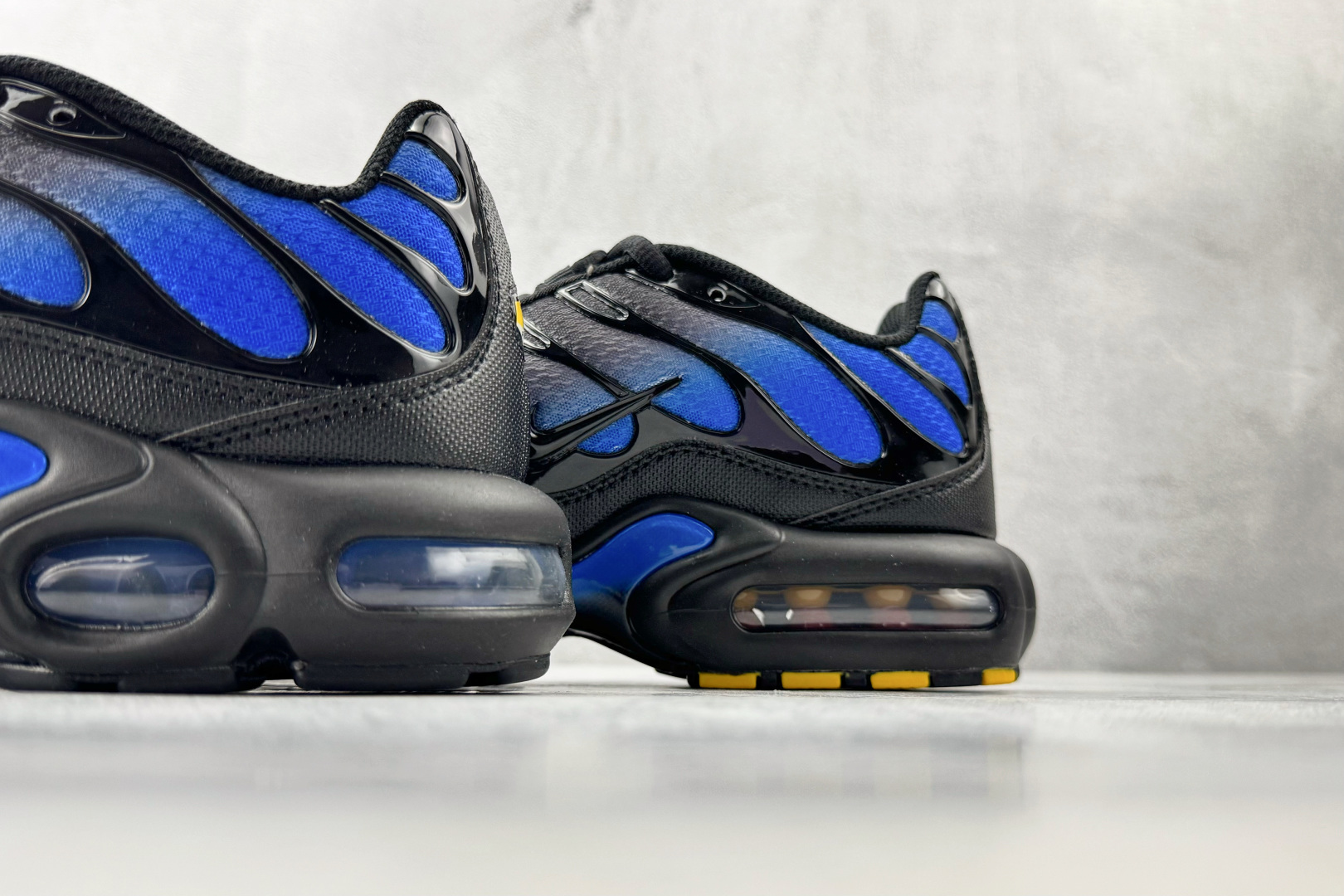 Nike Air Max Plus 黑蓝 DM0032-041