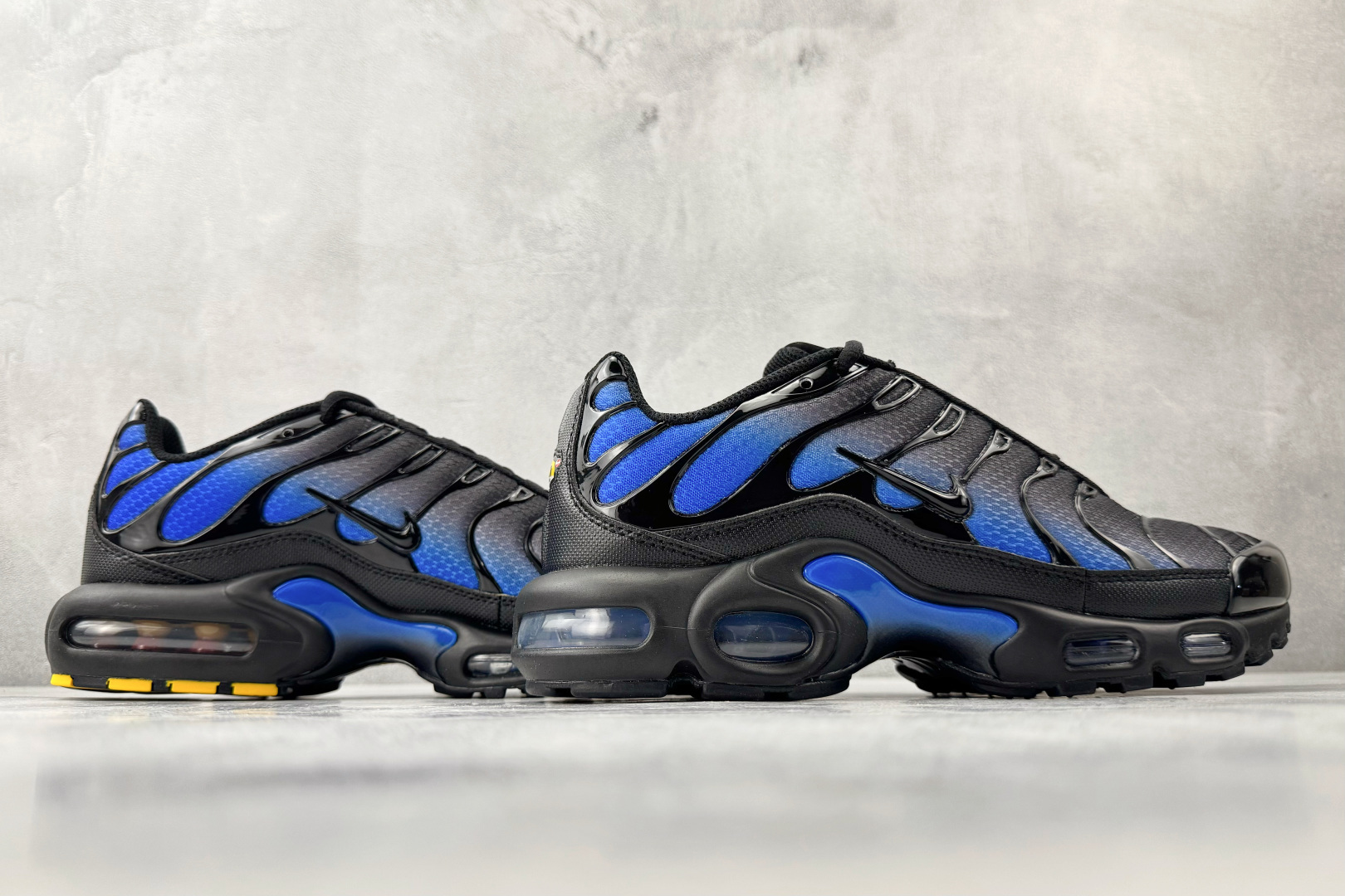 Nike Air Max Plus 黑蓝 DM0032-041