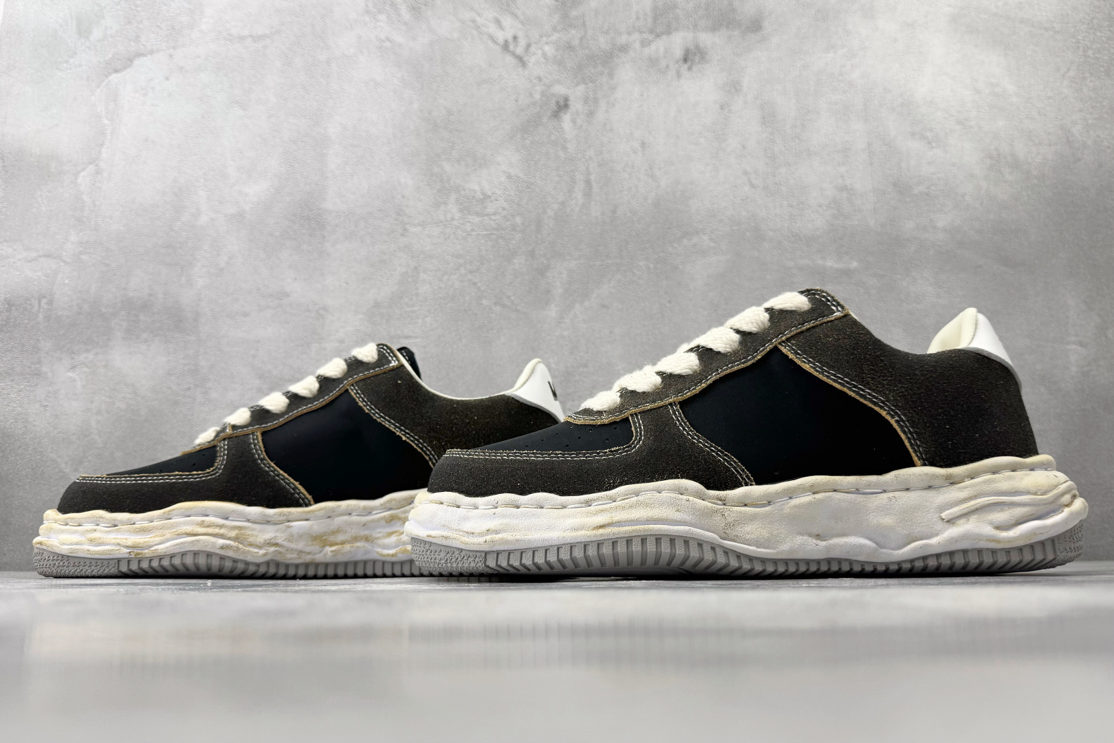 MIHARA YASUHIRO三原康裕 Wayne 黑棕 A12FW715-Top High Quatity Cheap Sneakers Fashion Clothing Clothes Bags handbags Shoes of all Brand wholesale With The best Quality And Beautiful Price from China Factory Chinese suppliers wholesaler seller MIHARA YASUHIRO三原康裕 Wayne 黑棕 A12FW715