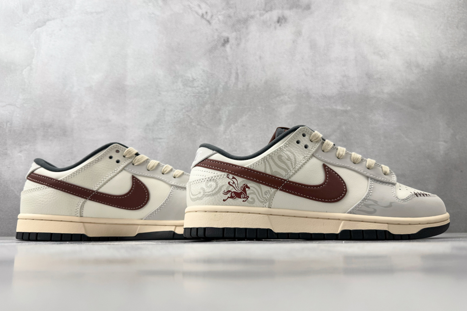 定制球鞋 Nike Dunk 赤骏凌云 米白色 IM6670-202-Top High Quatity Cheap Sneakers Fashion Clothing Clothes Bags handbags Shoes of all Brand wholesale With The best Quality And Beautiful Price from China Factory Chinese suppliers wholesaler seller 定制球鞋 Nike Dunk 赤骏凌云 米白色 IM6670-202