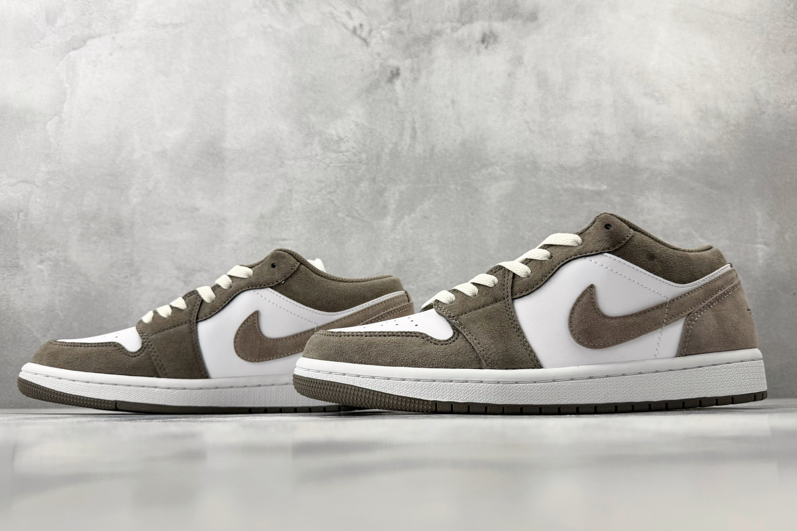 平台爆款 Jordan Air Jordan 1 Low 橄榄灰 553558-046-Top High Quatity Cheap Sneakers Fashion Clothing Clothes Bags handbags Shoes of all Brand wholesale With The best Quality And Beautiful Price from China Factory Chinese suppliers wholesaler seller 平台爆款 Jordan Air Jordan 1 Low 橄榄灰 553558-046