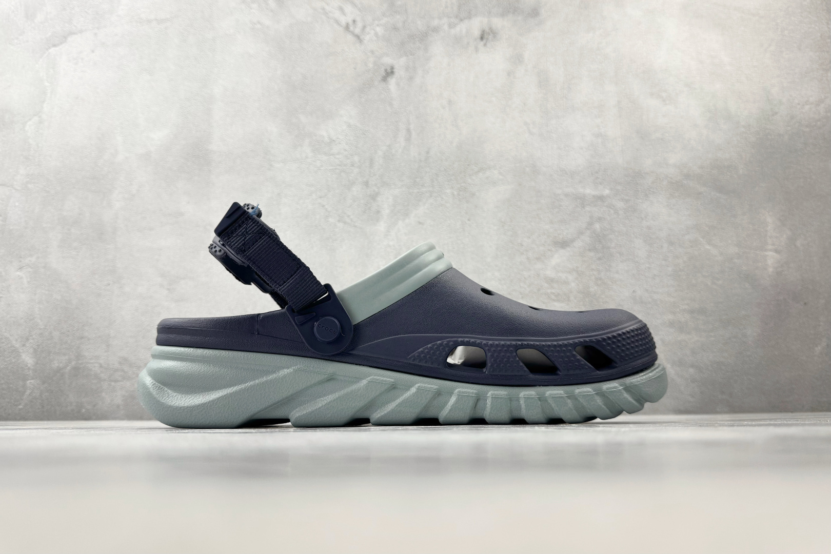 Crocs卡骆驰 蓝水绿 涡轮 208776-410-Top High Quatity Cheap Sneakers Fashion Clothing Clothes Bags handbags Shoes of all Brand wholesale With The best Quality And Beautiful Price from China Factory Chinese suppliers wholesaler seller Crocs卡骆驰 蓝水绿 涡轮 208776-410