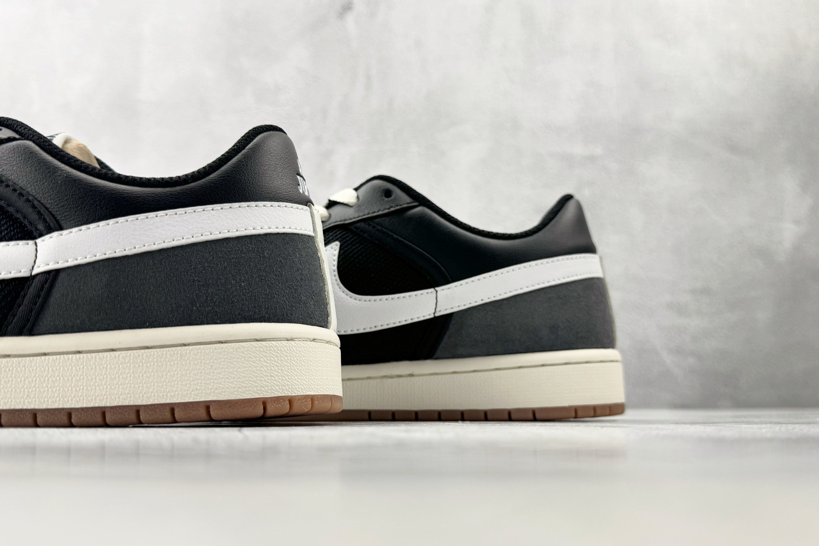 综合版 Jordan Air Jordan Skyline 黑白色 IM2055-001-Top High Quatity Cheap Sneakers Fashion Clothing Clothes Bags handbags Shoes of all Brand wholesale With The best Quality And Beautiful Price from China Factory Chinese suppliers wholesaler seller 综合版 Jordan Air Jordan Skyline 黑白色 IM2055-001