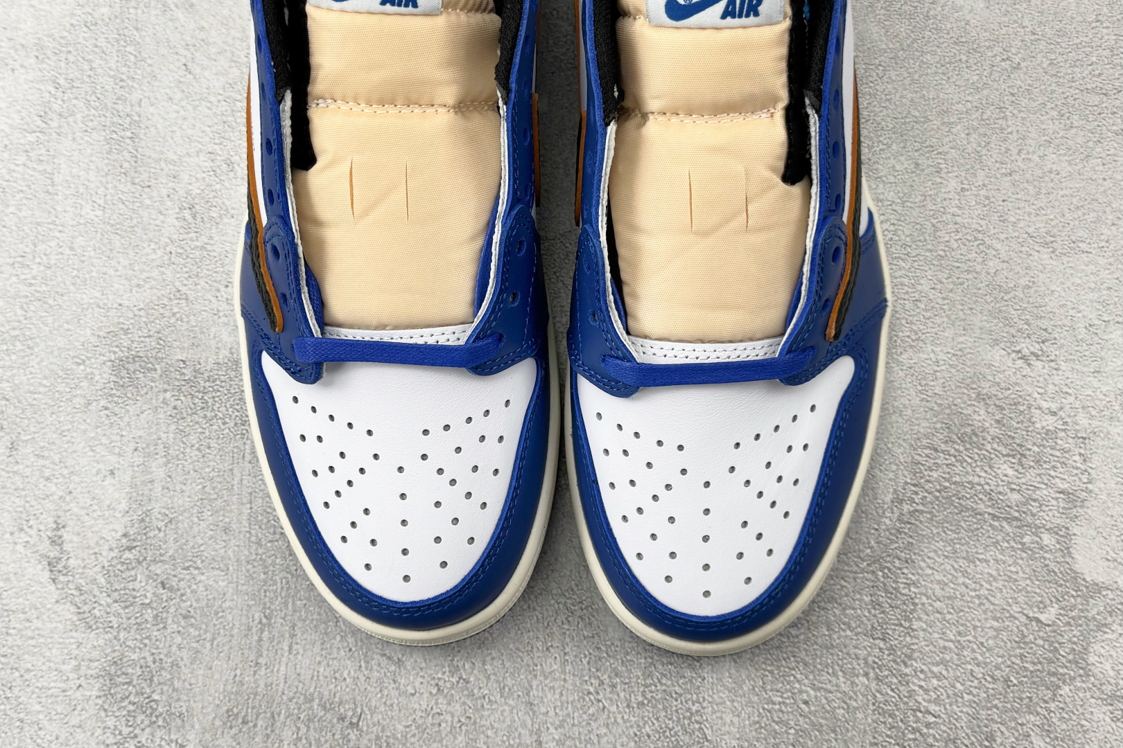 河源 Travis Scott x Jordan Air Jordan 1 白蓝货号：DM7866 11