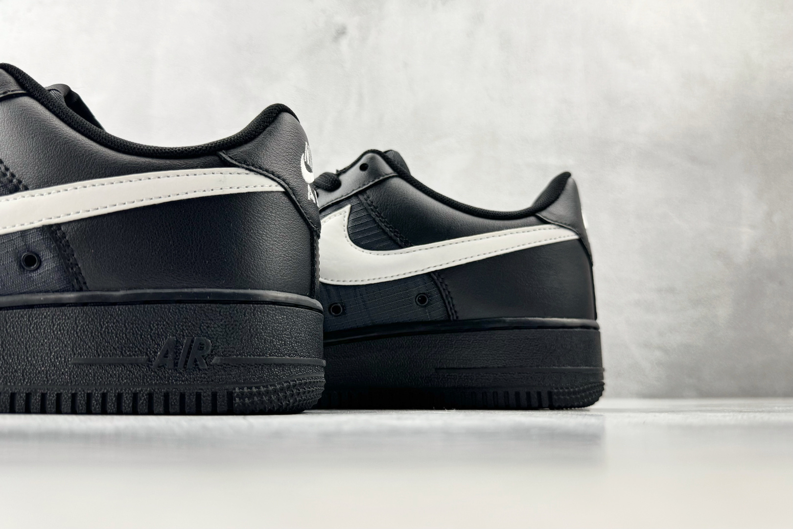 Nike Air Force 1 '07 黑白 IR0952-001-Top High Quatity Cheap Sneakers Fashion Clothing Clothes Bags handbags Shoes of all Brand wholesale With The best Quality And Beautiful Price from China Factory Chinese suppliers wholesaler seller Nike Air Force 1 '07 黑白 IR0952-001