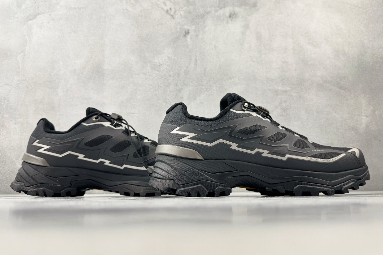 凯乐石KAILAS 远征Vibram 黑色 KS261-Top High Quatity Cheap Sneakers Fashion Clothing Clothes Bags handbags Shoes of all Brand wholesale With The best Quality And Beautiful Price from China Factory Chinese suppliers wholesaler seller 凯乐石KAILAS 远征Vibram 黑色 KS261