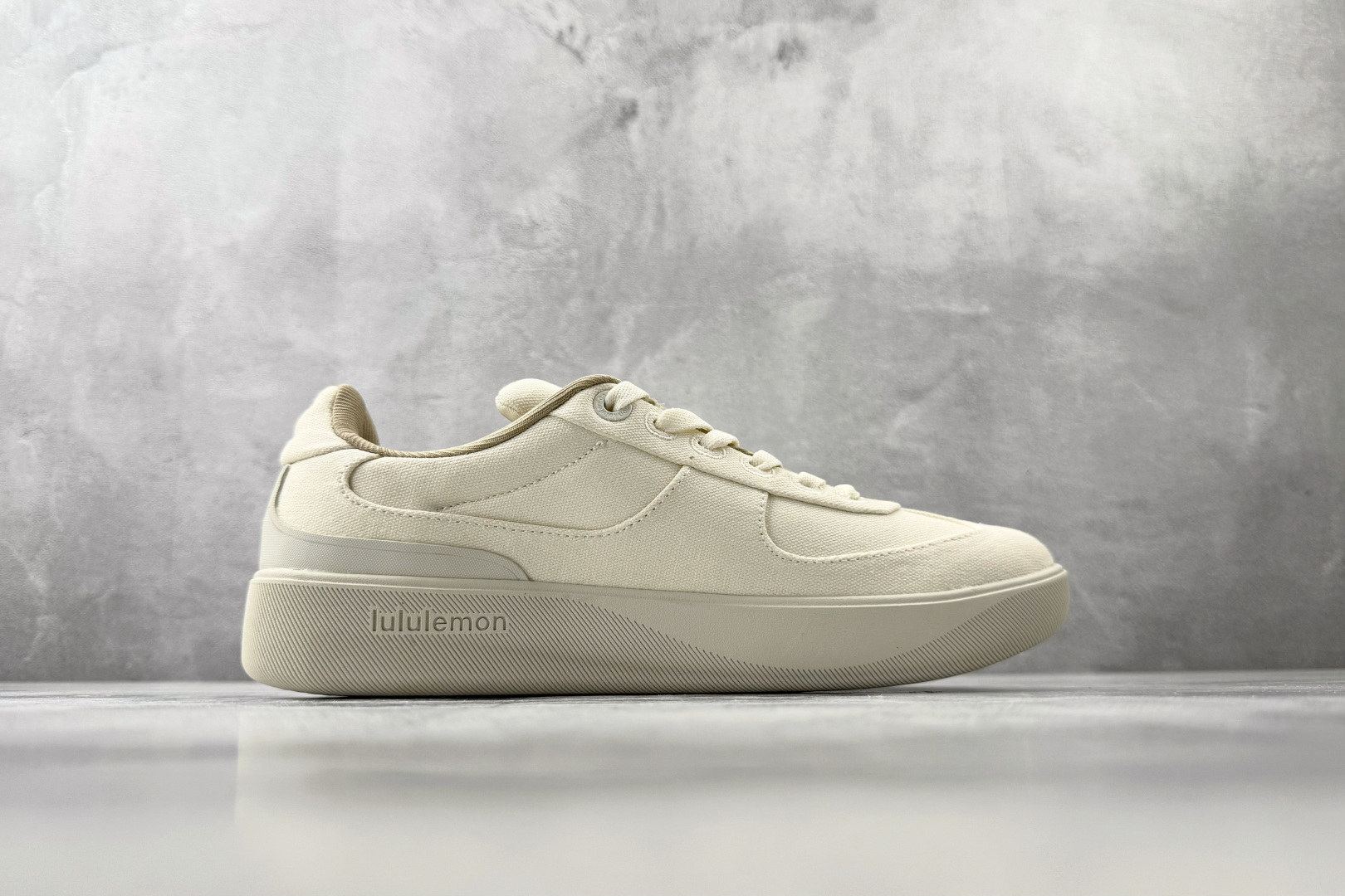 lululemon露露乐蒙 cityverse 米色 LM9B31S-Top High Quatity Cheap Sneakers Fashion Clothing Clothes Bags handbags Shoes of all Brand wholesale With The best Quality And Beautiful Price from China Factory Chinese suppliers wholesaler seller lululemon露露乐蒙 cityverse 米色 LM9B31S